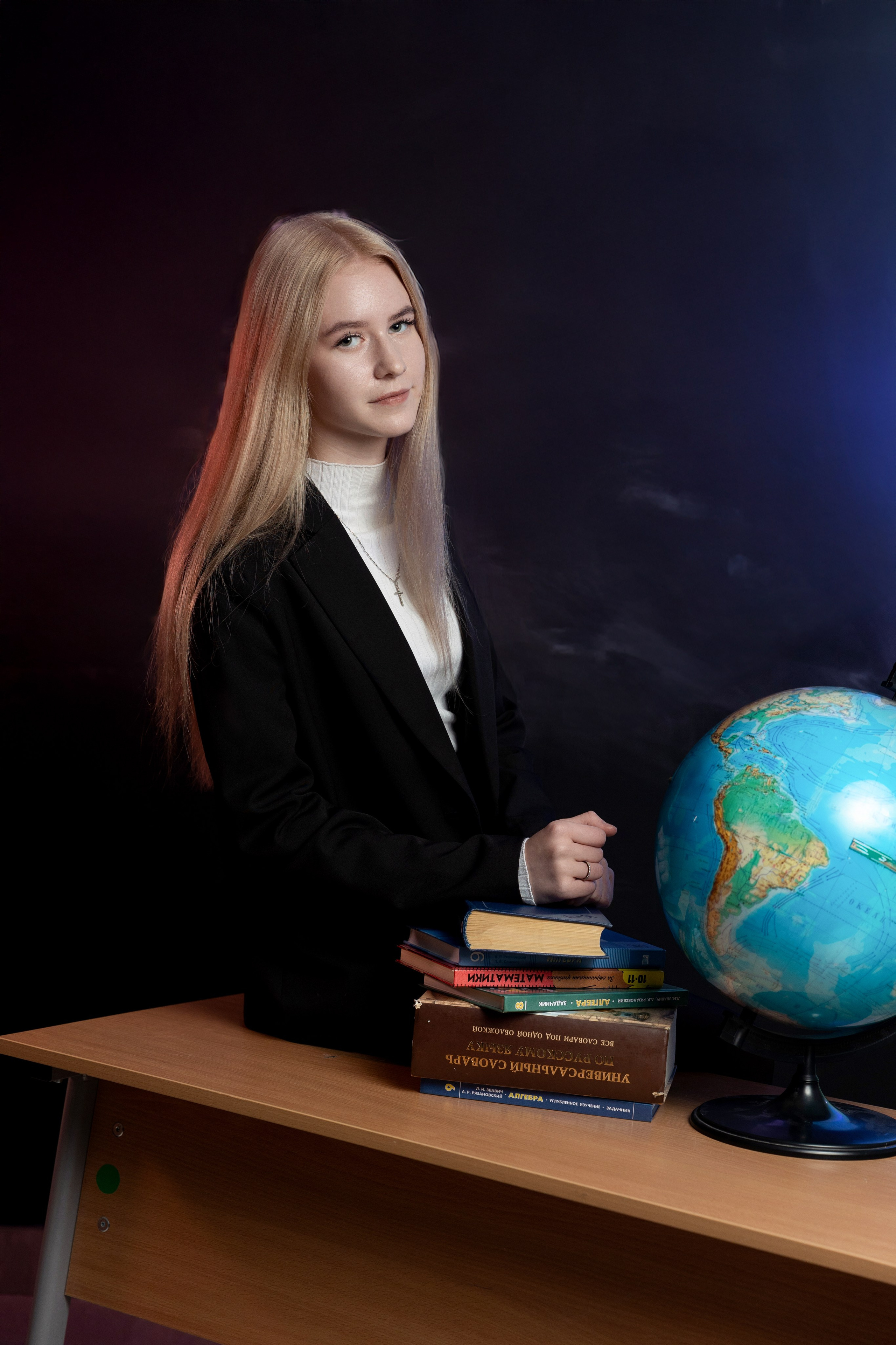 9 классы 2025 год. Артём Печерин фотограф в Оленегорске