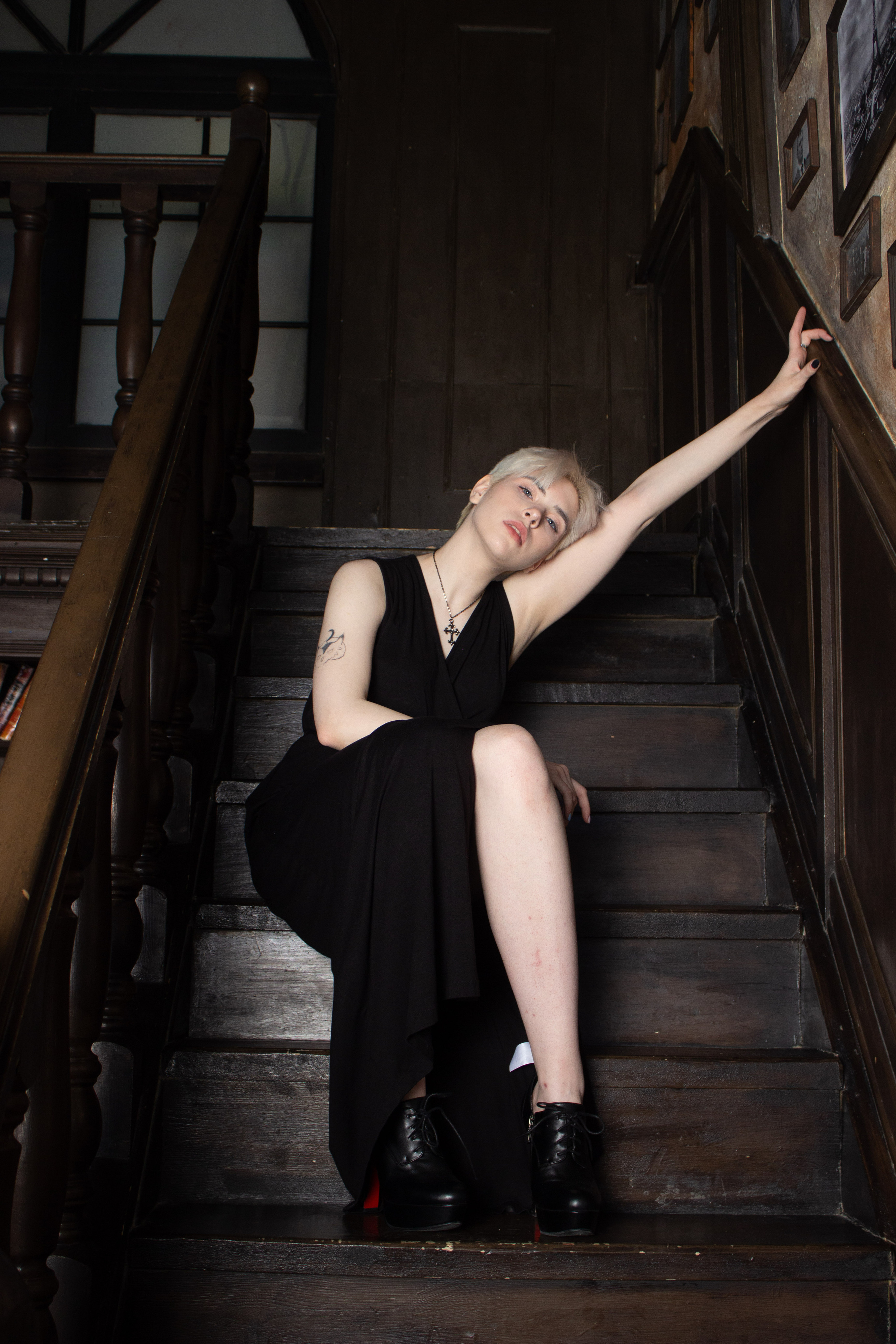 Аня в студии. Любвеобильный фотограф в Москве и Уфе