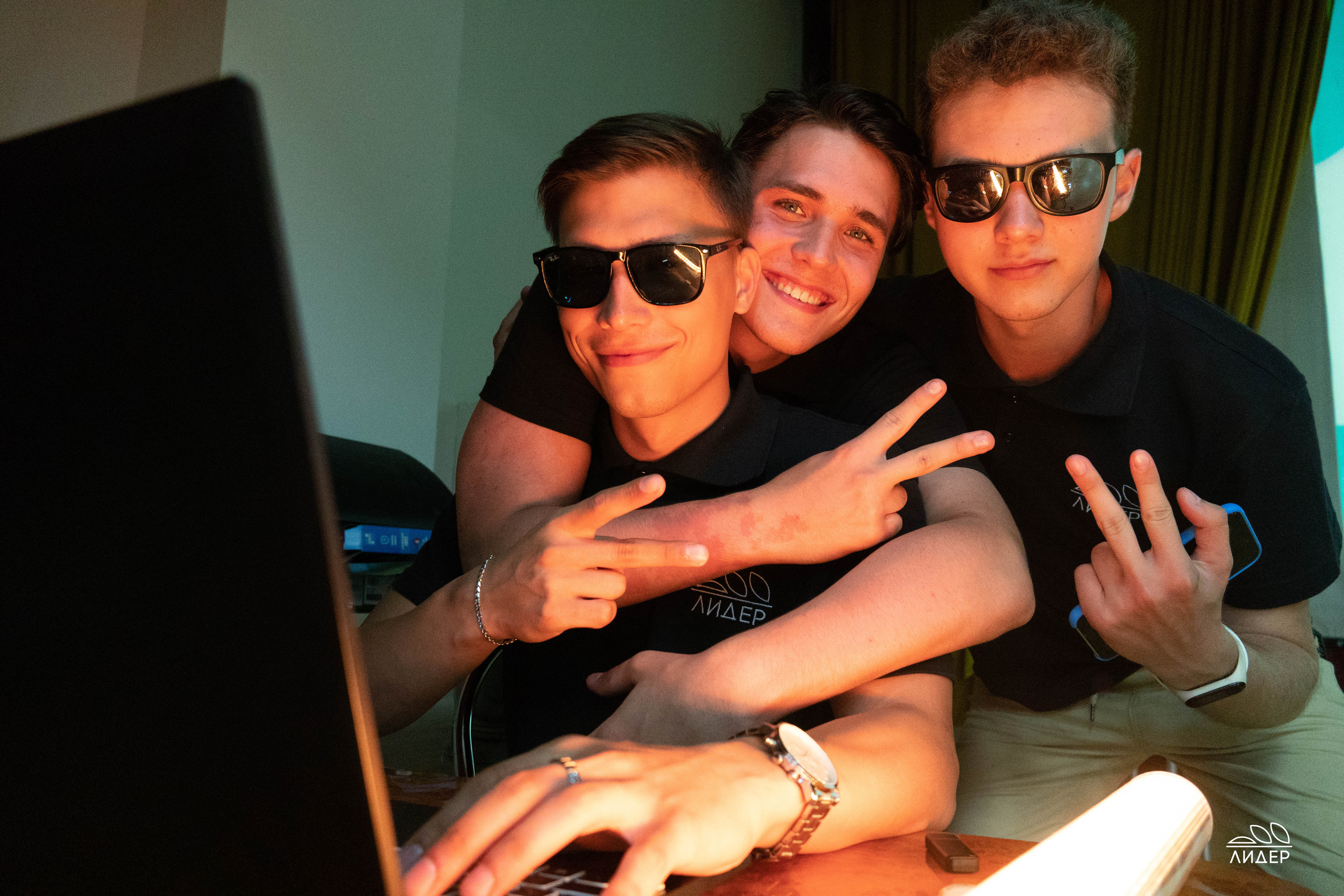 Выездная школа профсоюзного актива. Любвеобильный фотограф в Москве и Уфе