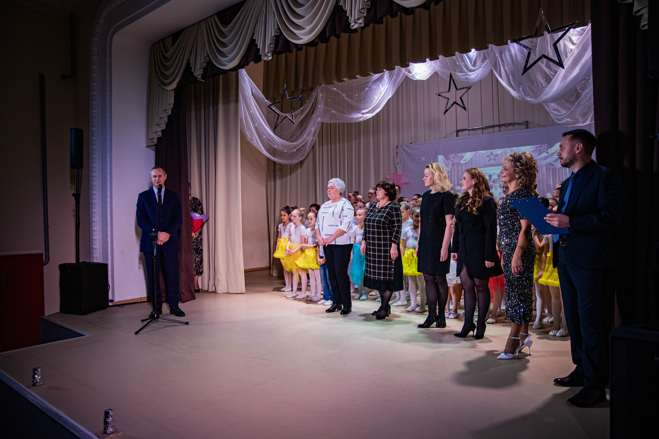 «Конфетти» Юбилейный концерт «Твори Добро». Фотограф Дарья Маташкова