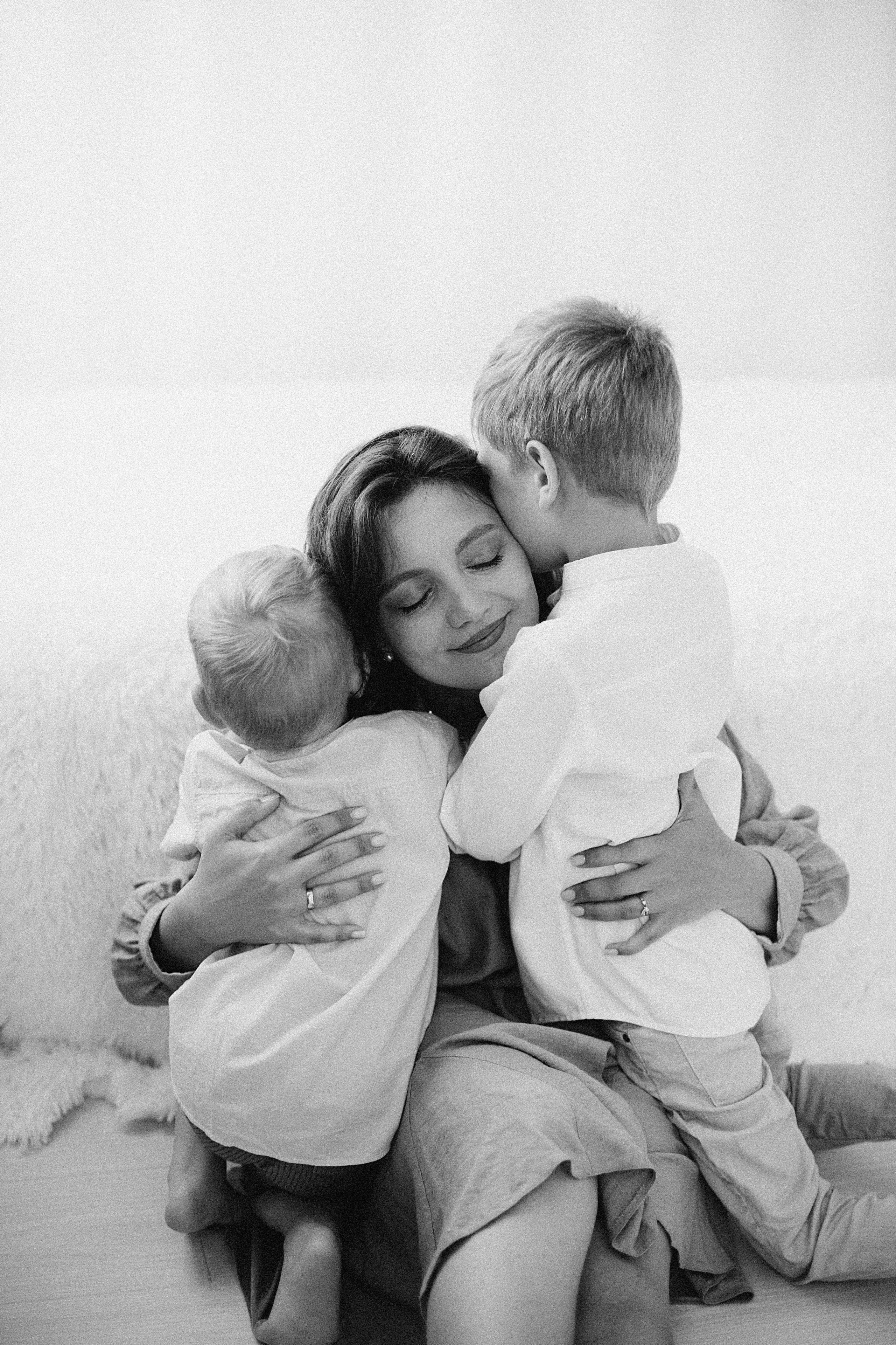 Ангелина и мальчики. Репортажный и детский фотограф в Минске