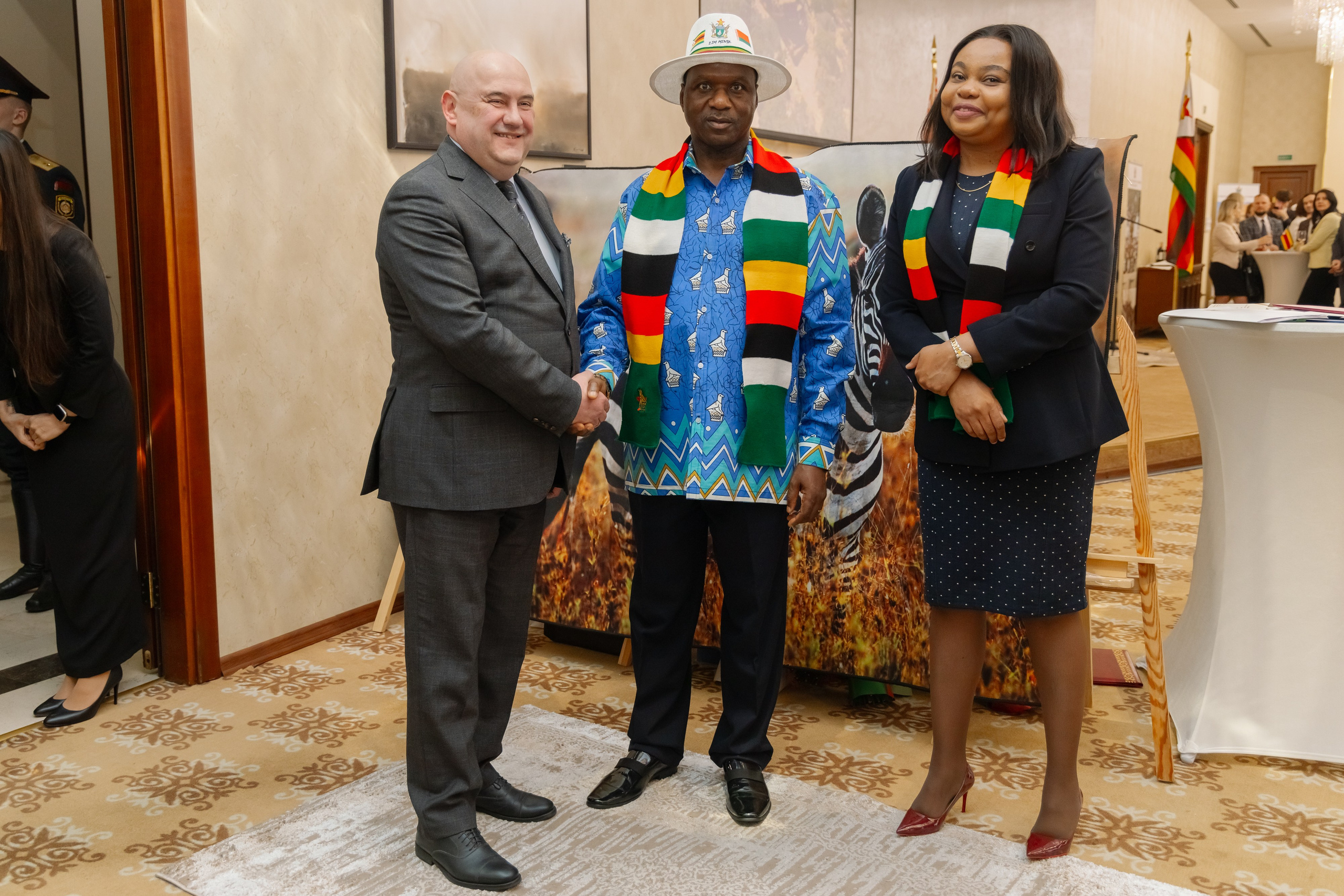 Фотосъемка делегации Посольства Зимбабве в Минске. Свадебный фотограф в Минске/Беларуси Сергей Спиридонов