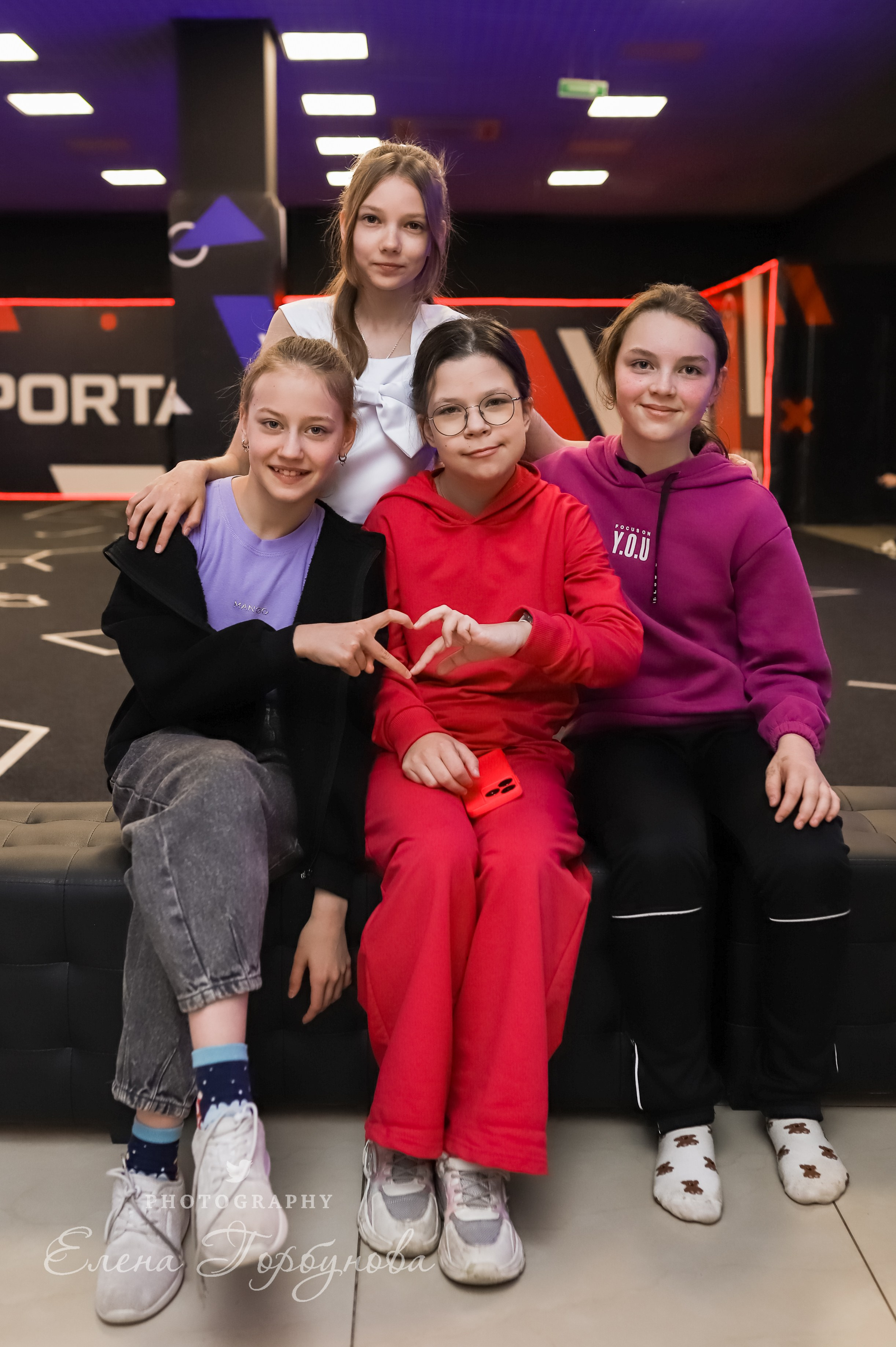 Репортаж в виртуальной реальности. Май 2024. Фотограф Пермь. Свадьбы. Семья и дети, школа, д. сад. Фотокниги