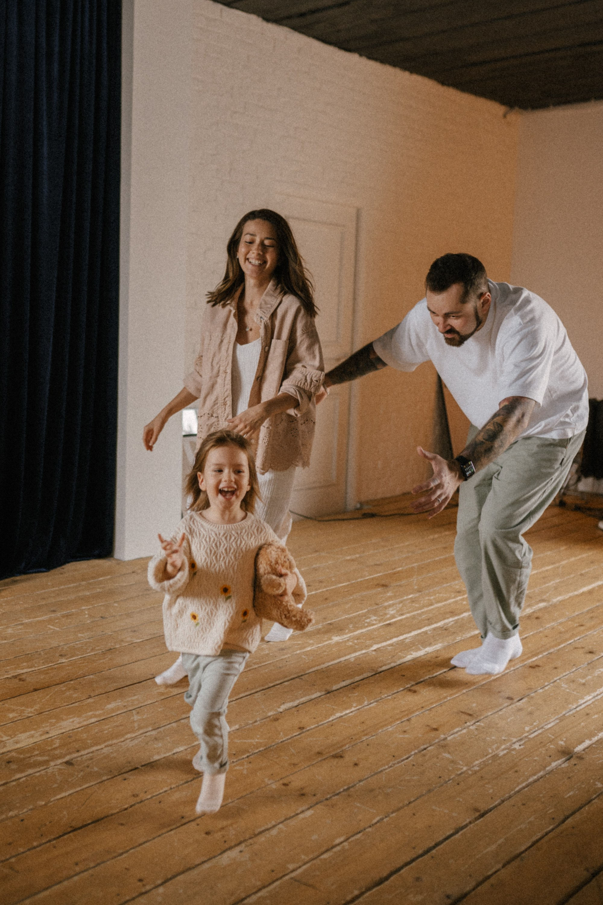 Семья: Лёша, Крис и Соня. Катя Сагалаева. Свадебный фотограф Новосибирск