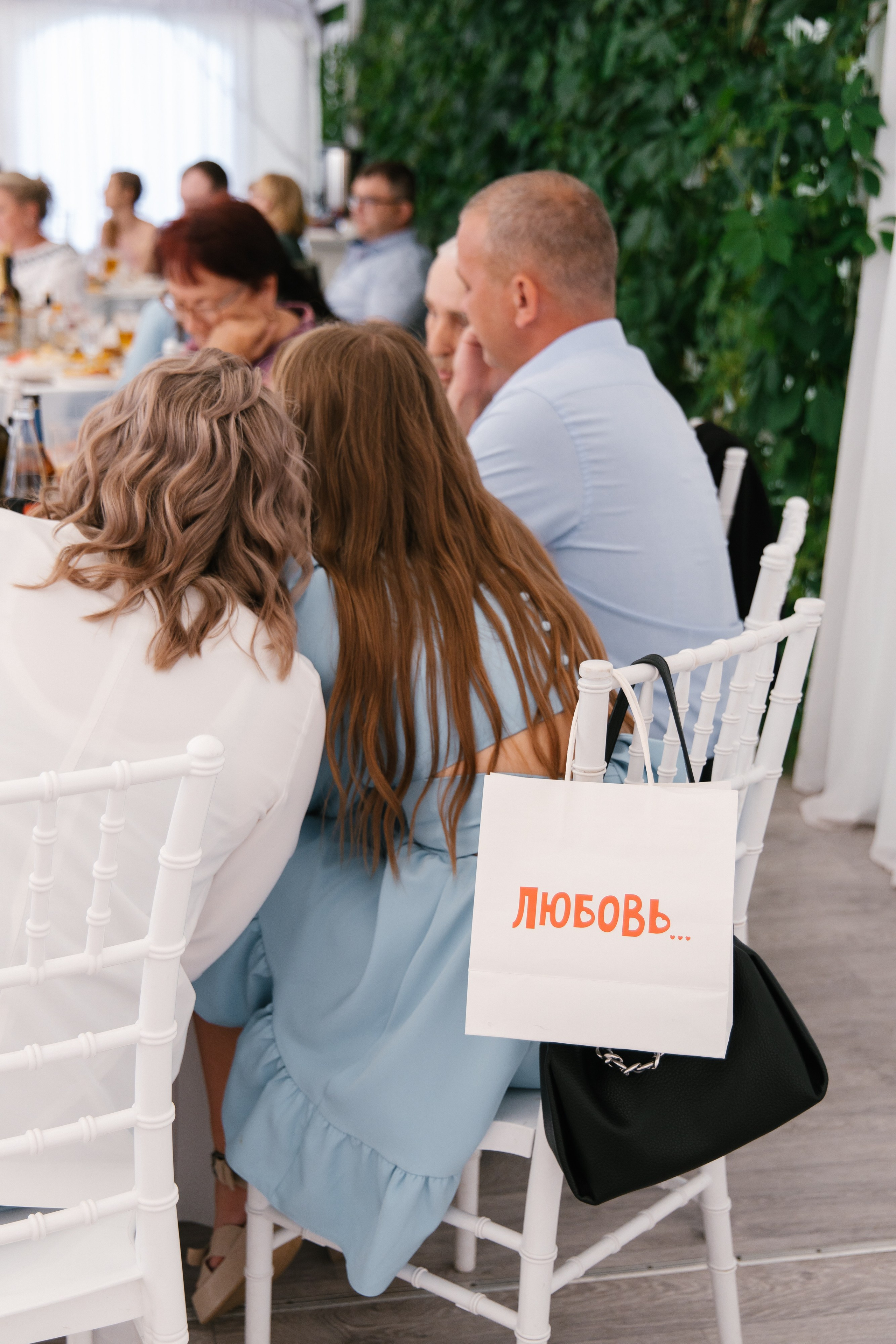 Ксения и Антон (полный день). Фотограф в Барнауле Юлия Садвокасова