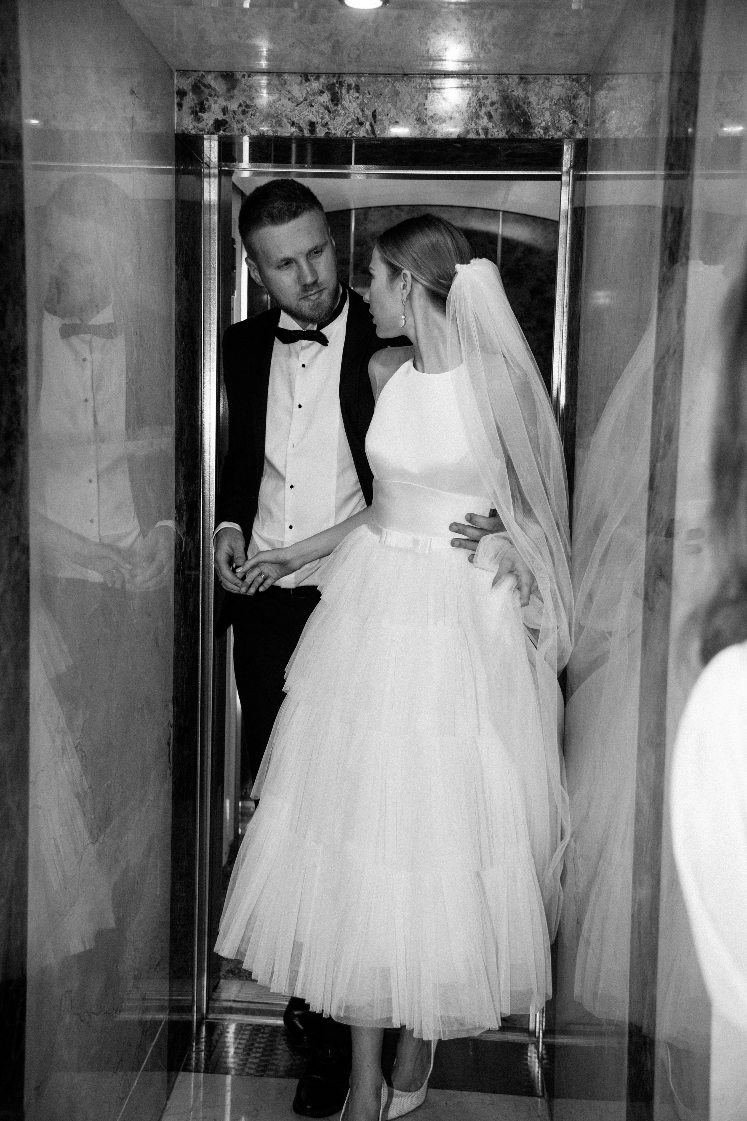 Свадебная фотосессия в отеле RIVIERA SUNRISE RESORT & SPA. Свадебный и семейный фотограф и видеограф, Крым, Москва, Санкт -Петербург