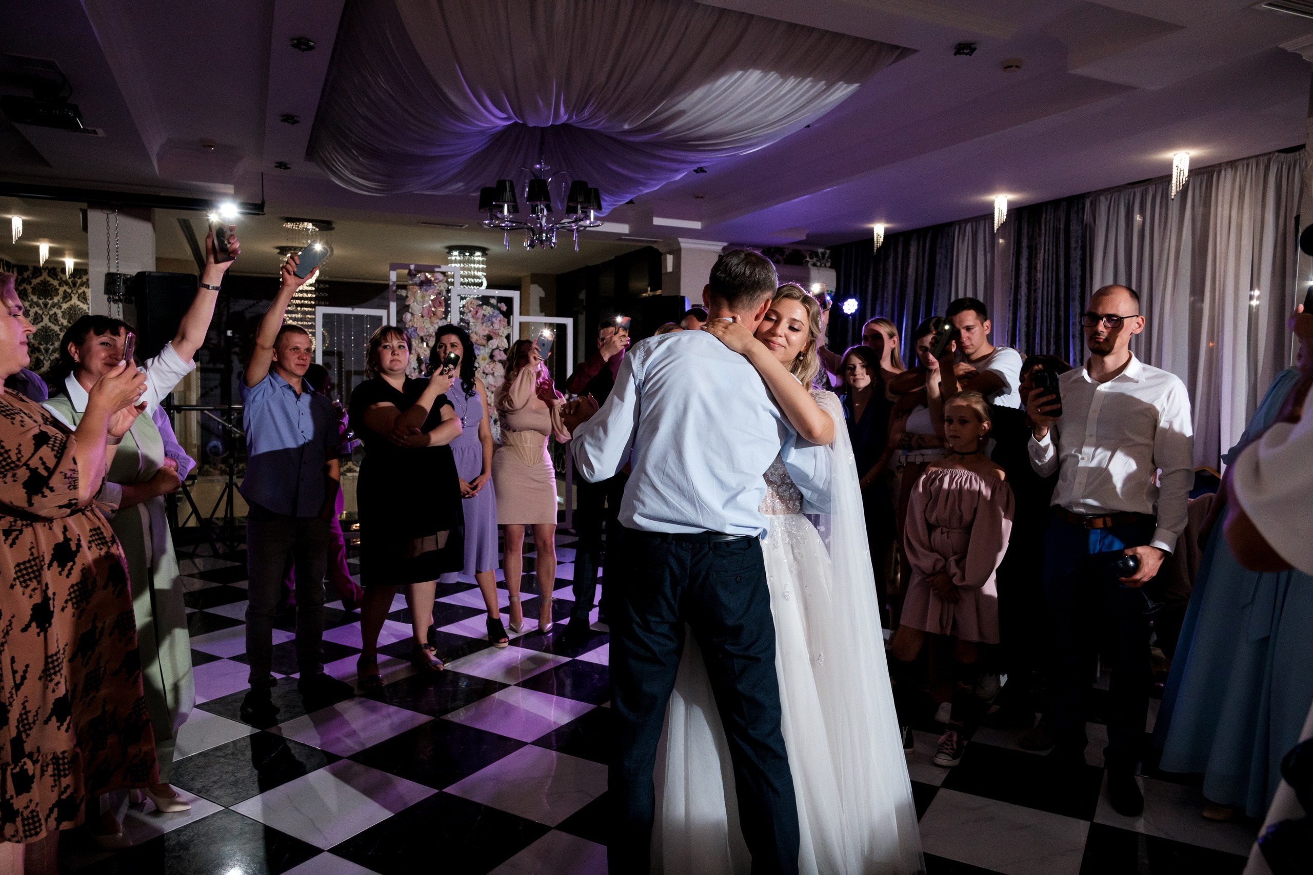 Свадебная фотосессия Волгоград. Свадебный и семейный фотограф в Волгограде Кристина Иванова