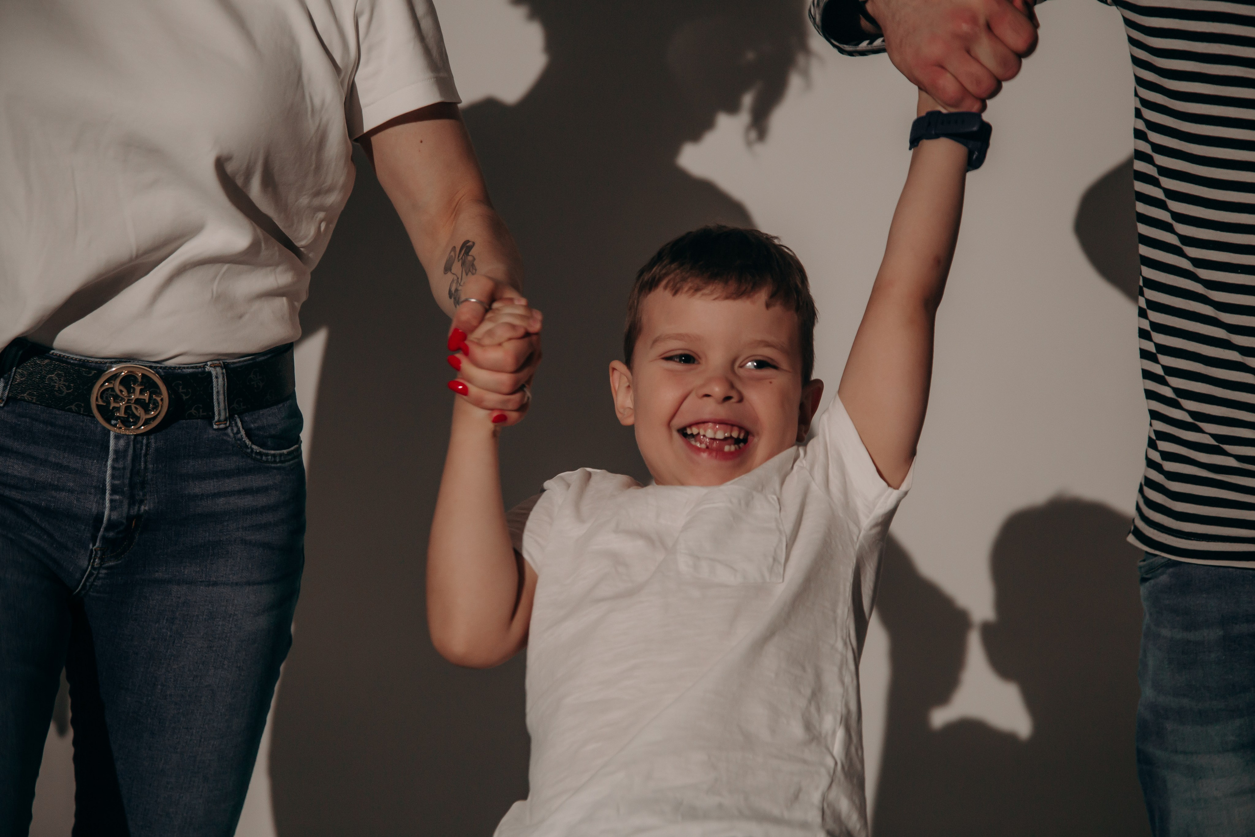 Эмоции важнее декора:) Съемка на циклораме. Фотограф вашей улыбки. Москва