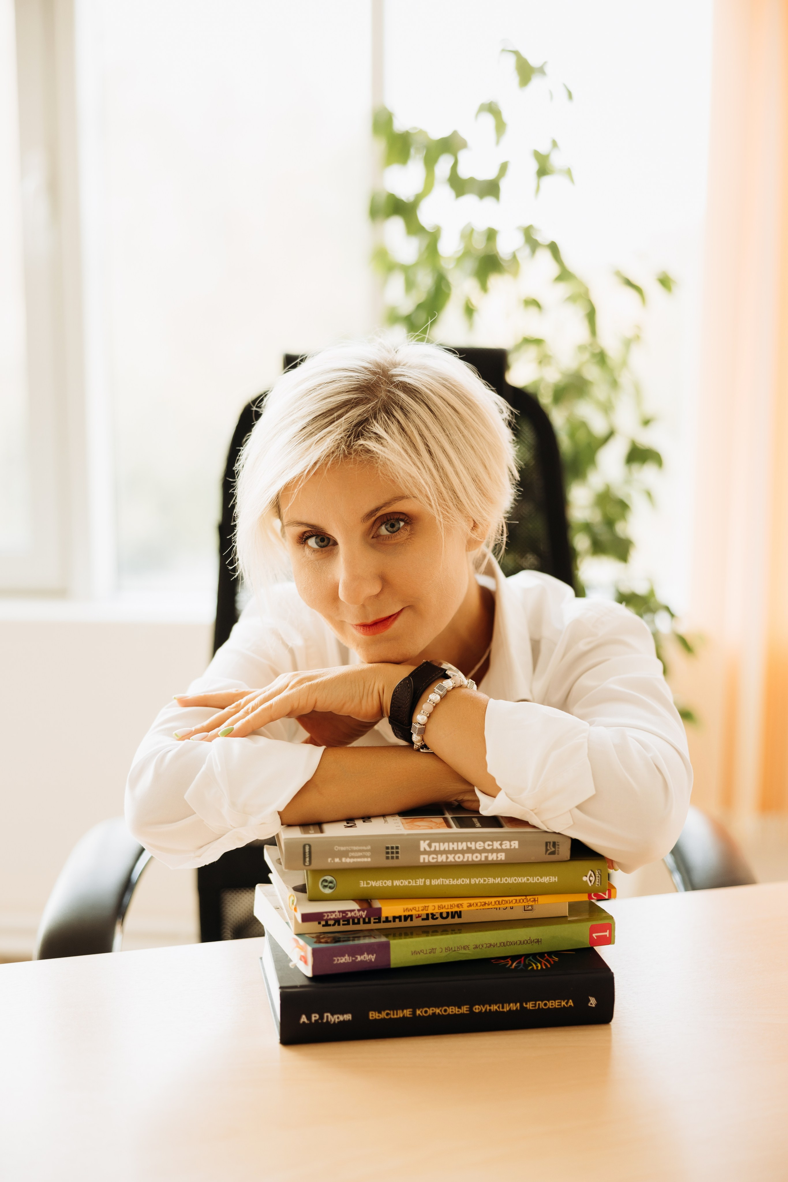 Контентная фотосъемка для сотрудников центра нейропсихологии и детского развития. Семейный фотограф в Рязани и Рязанской области