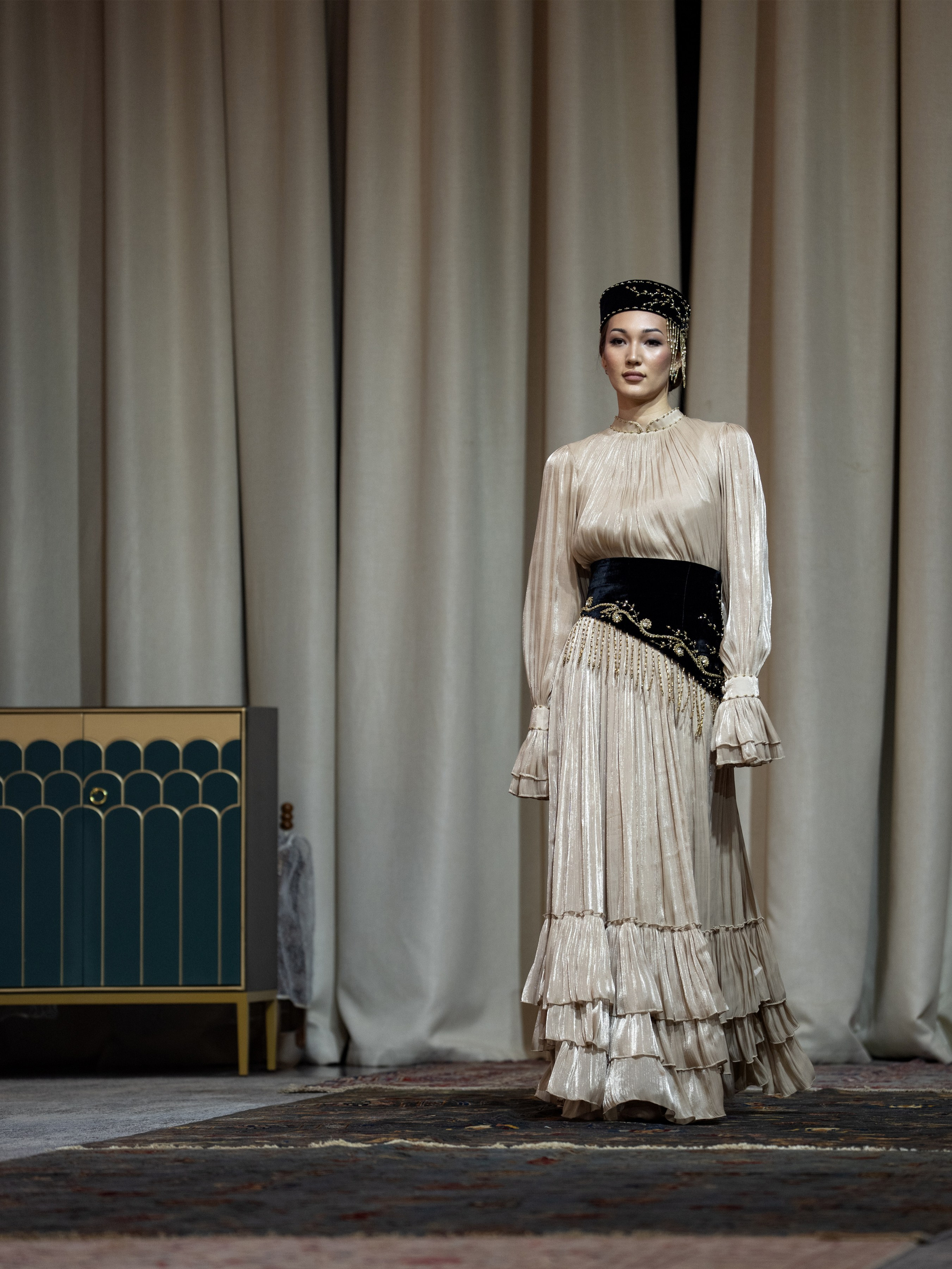 Khanshaiym brand. Сайт Алматинского НЮ АРТ, будуар и фэшн фотографа Дениса Карпенко