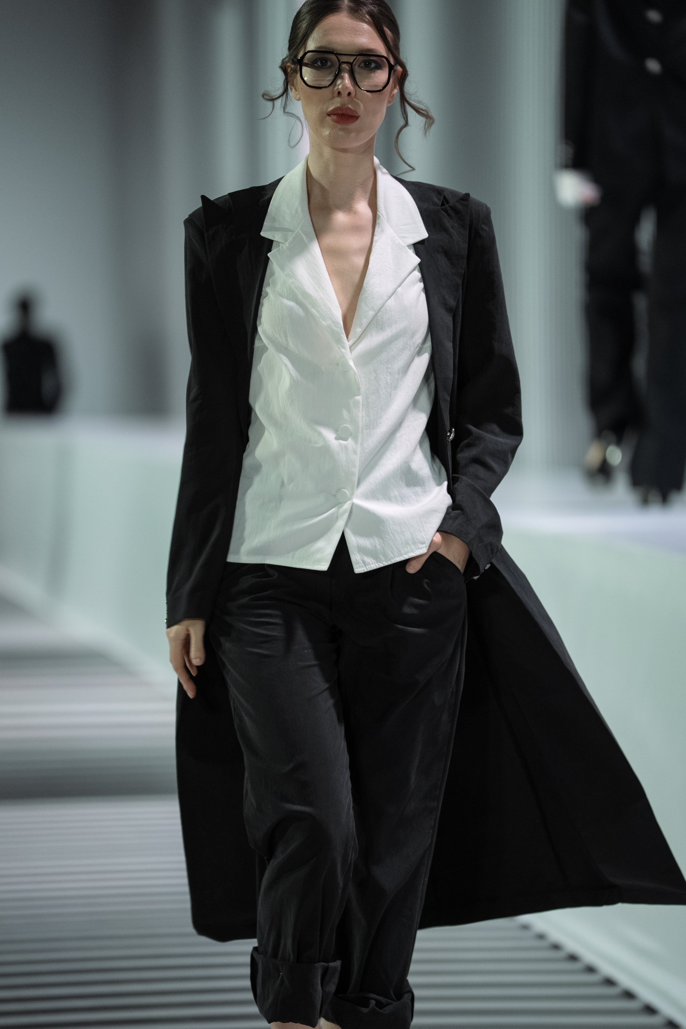 Designer LEILA KHANUM. Сайт Алматинского НЮ АРТ, будуар и фэшн фотографа Дениса Карпенко