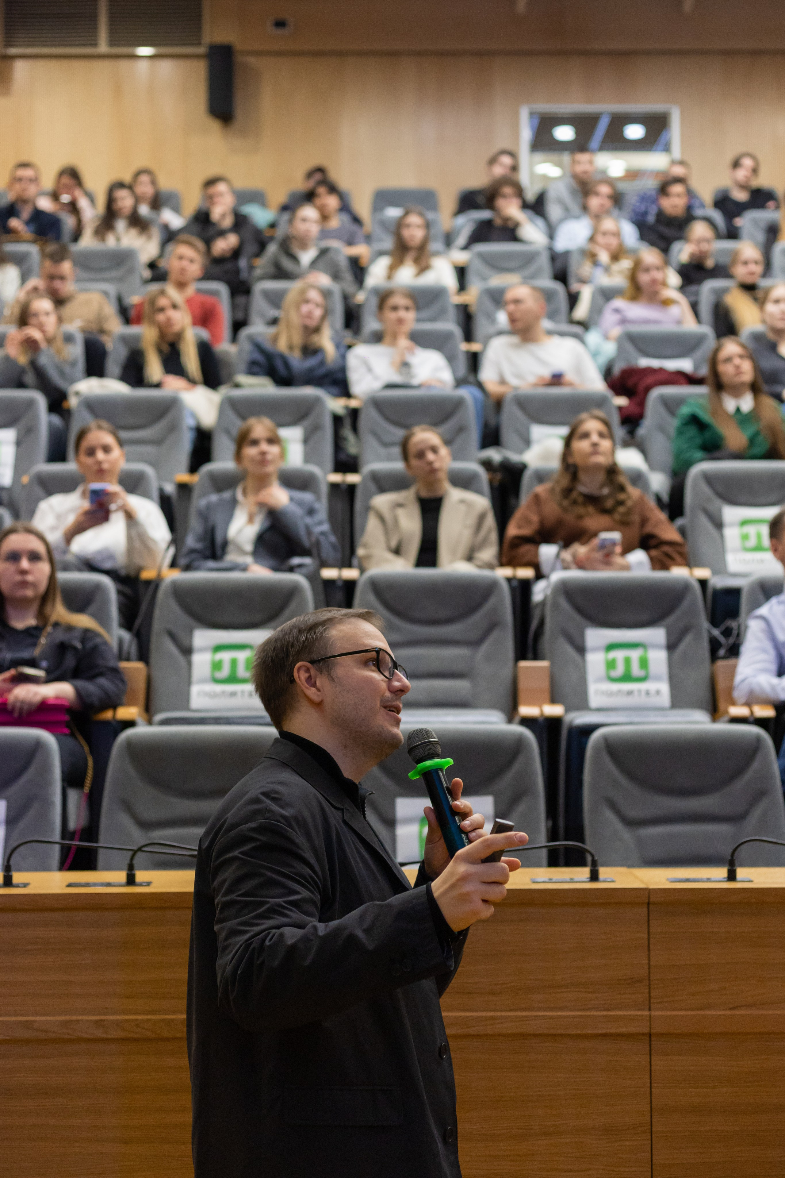 «АРЕХ. РетроПерспектива». Лекция Сергея Сенкевича в Политехе. Евгений Матвеев — фотограф в Санкт-Петербурге