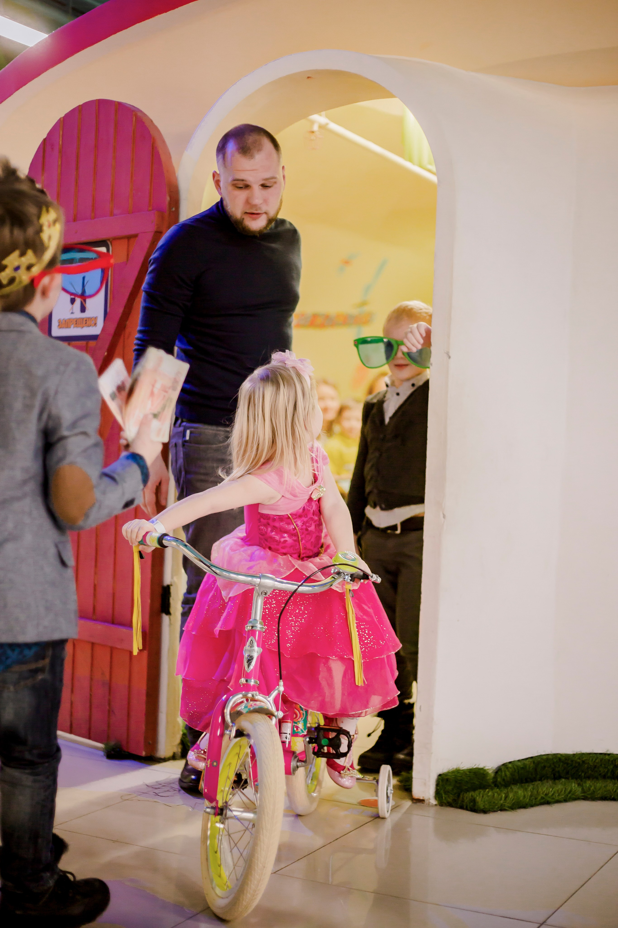 Альбомы детские др — 5 лет малышке в Хлоп Топ. Свадебный и семейный фотограф в Санкт-Петербурге Макеева Наталья