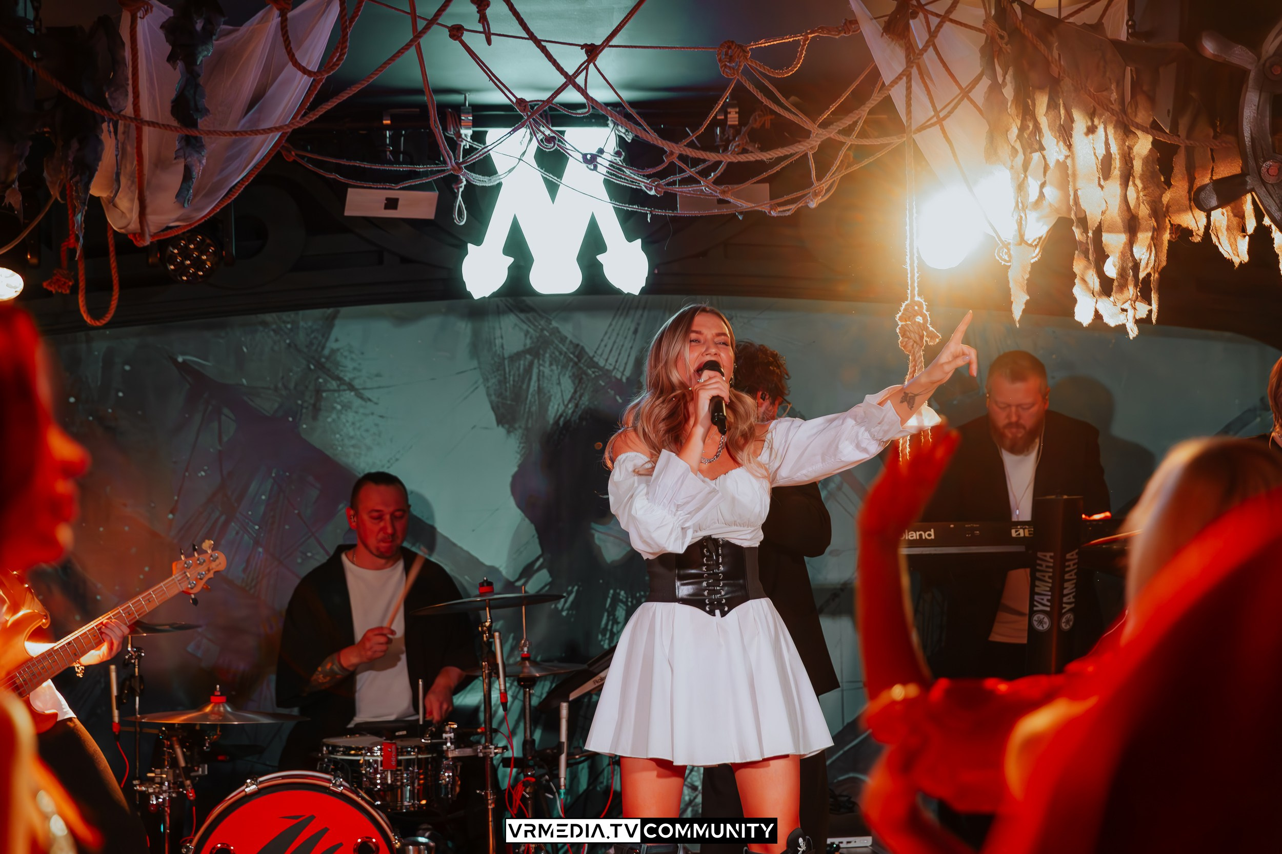 Ресторан «Мюнхен»: Часть команды — часть корабля