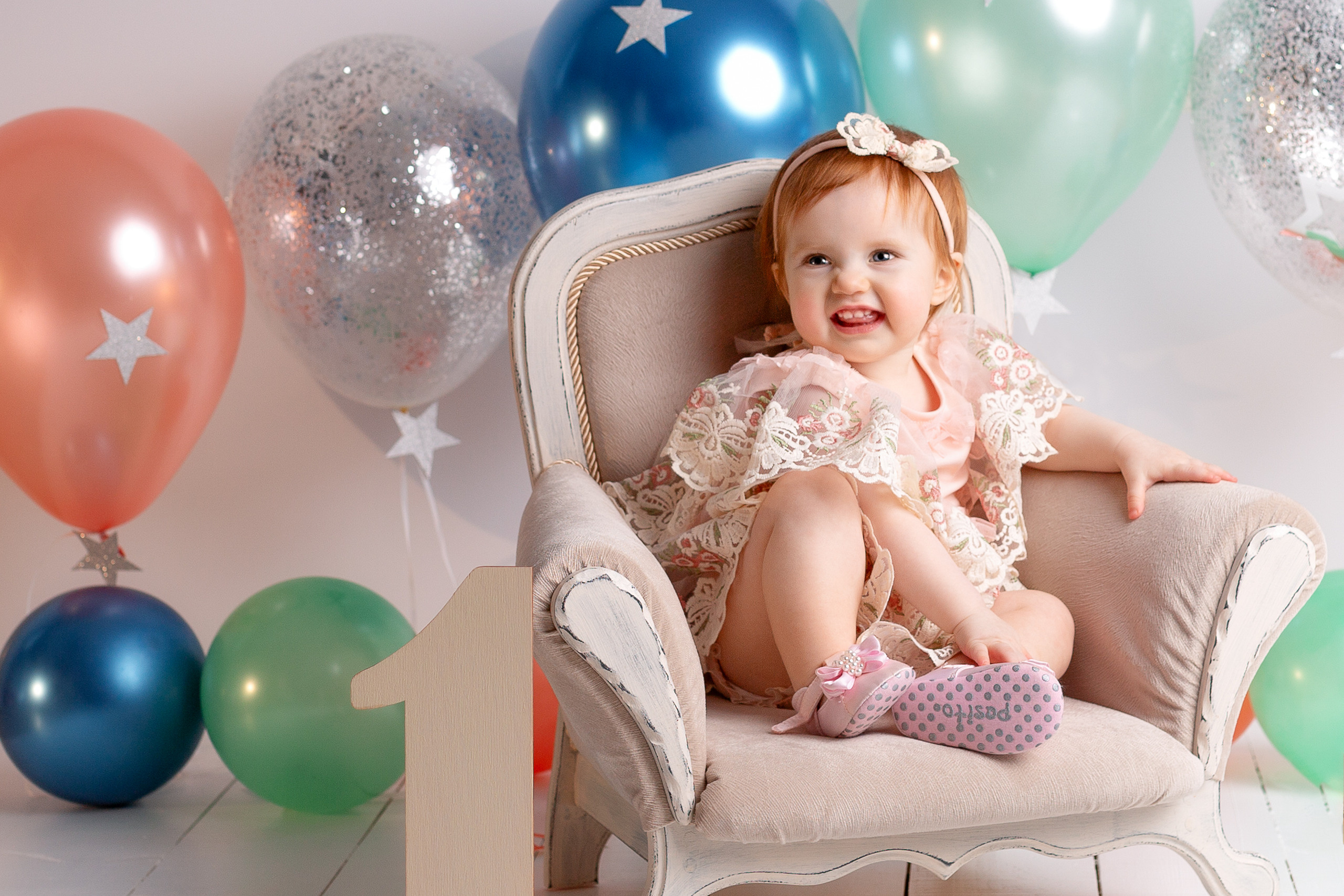 Фотосессия Амелии. Детский фотограф в Екатеринбурге и Арамили Лариса Кузнецова