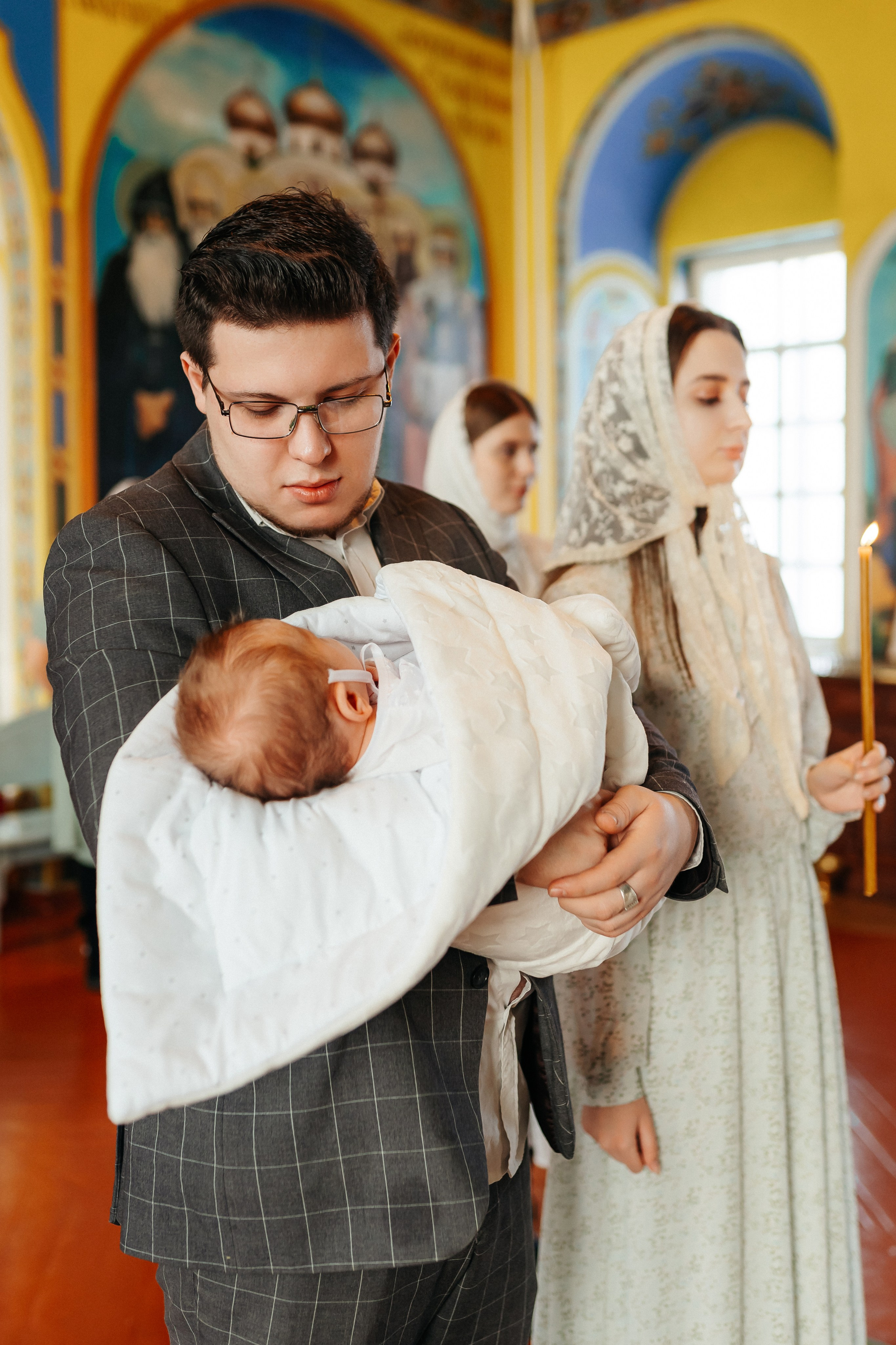 Фотосъемка крещения. Фотограф Ким Наталья в Красноярске