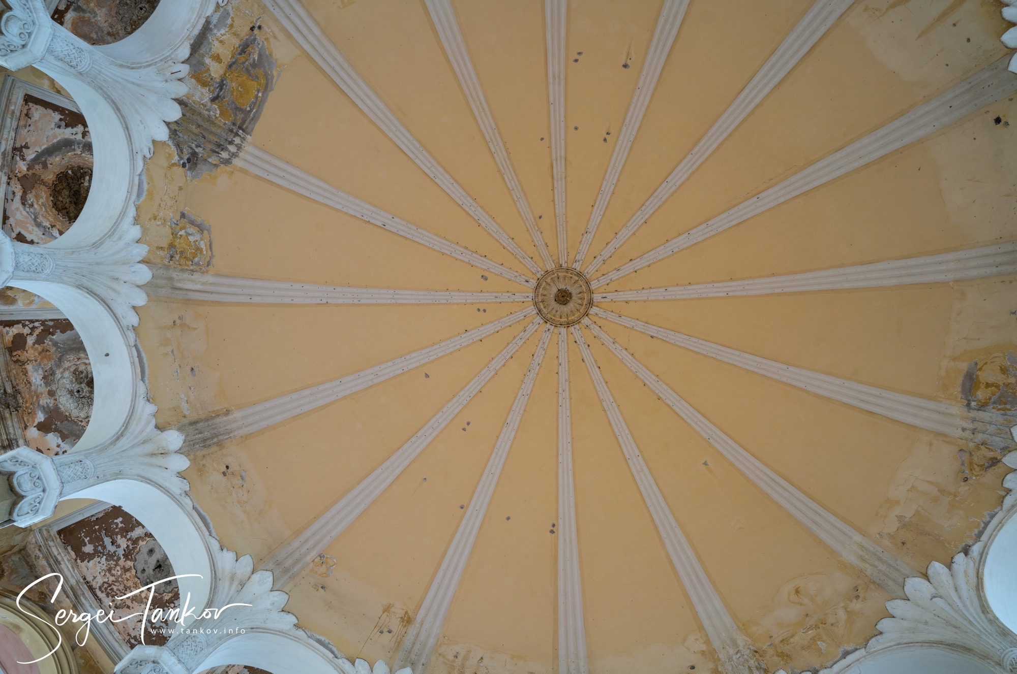 Абхазия (май 2019). Фотограф Сергей Танков