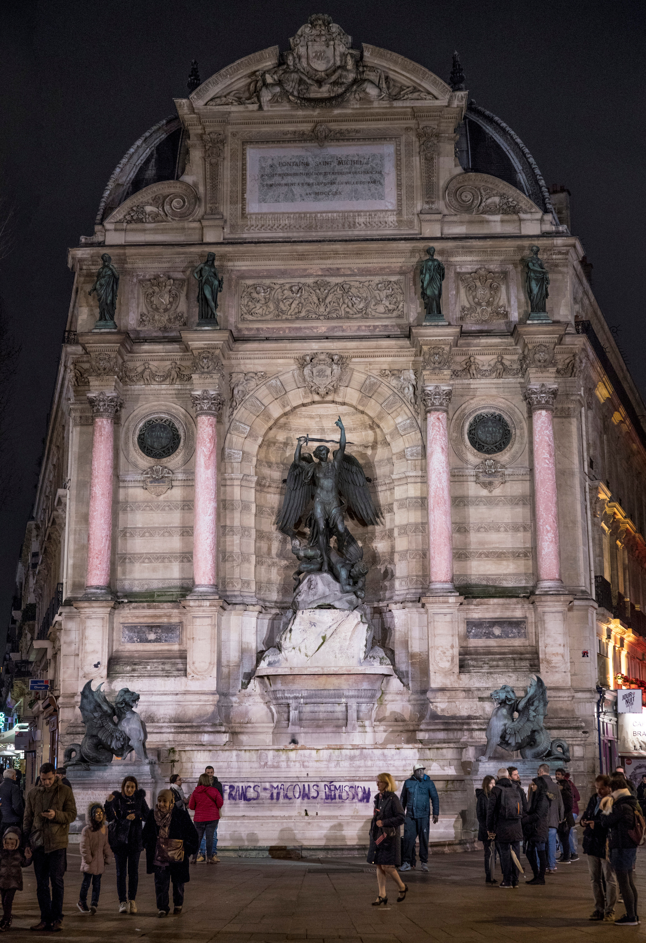 Париж (январь 2019). Фотограф Сергей Танков