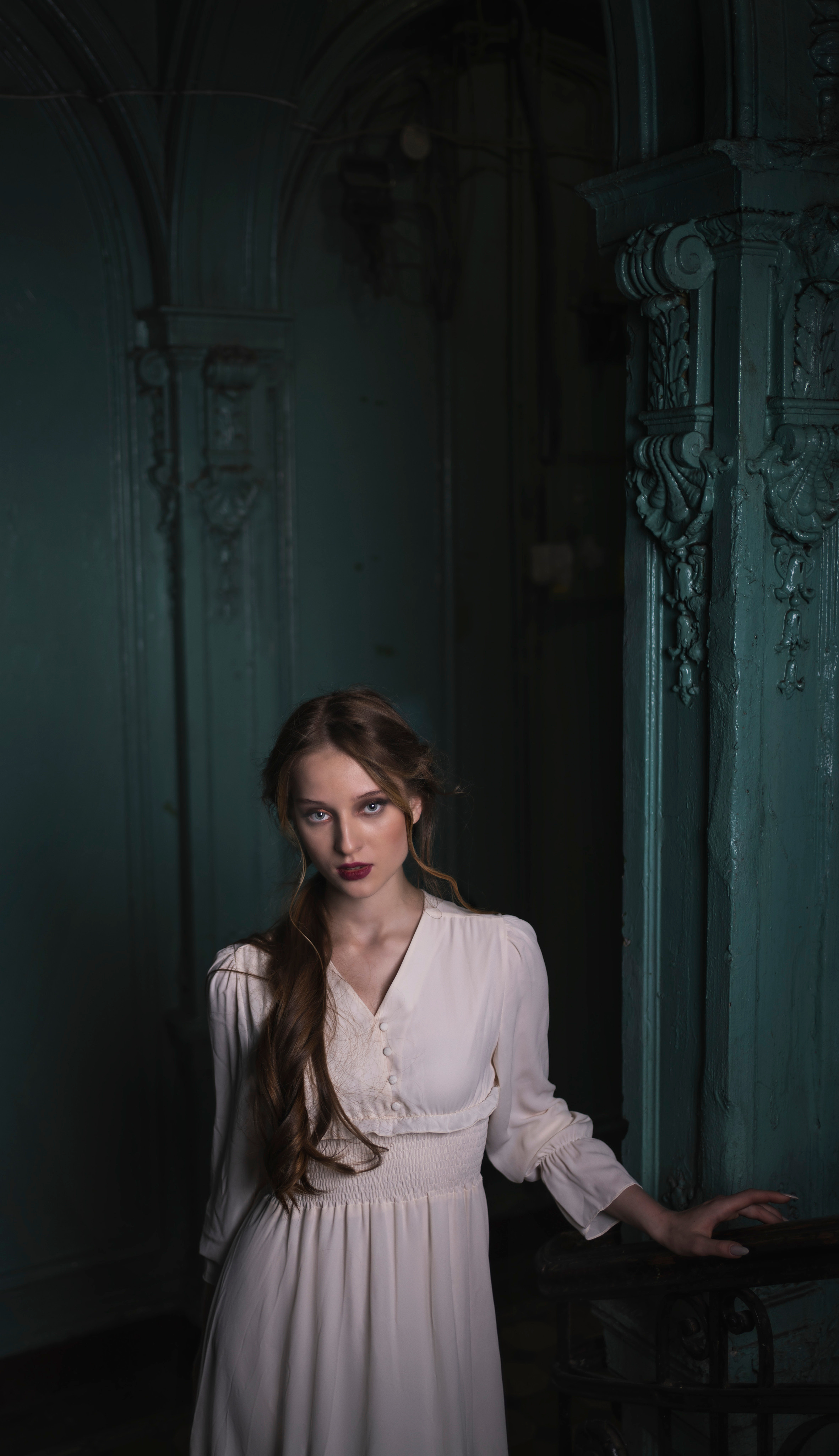 Маша и парадные. Фотограф Сергей Танков