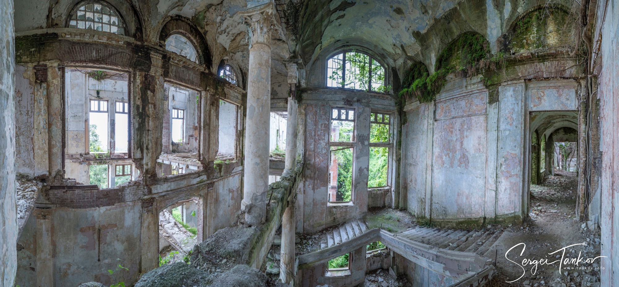 Абхазия (май 2019). Фотограф Сергей Танков