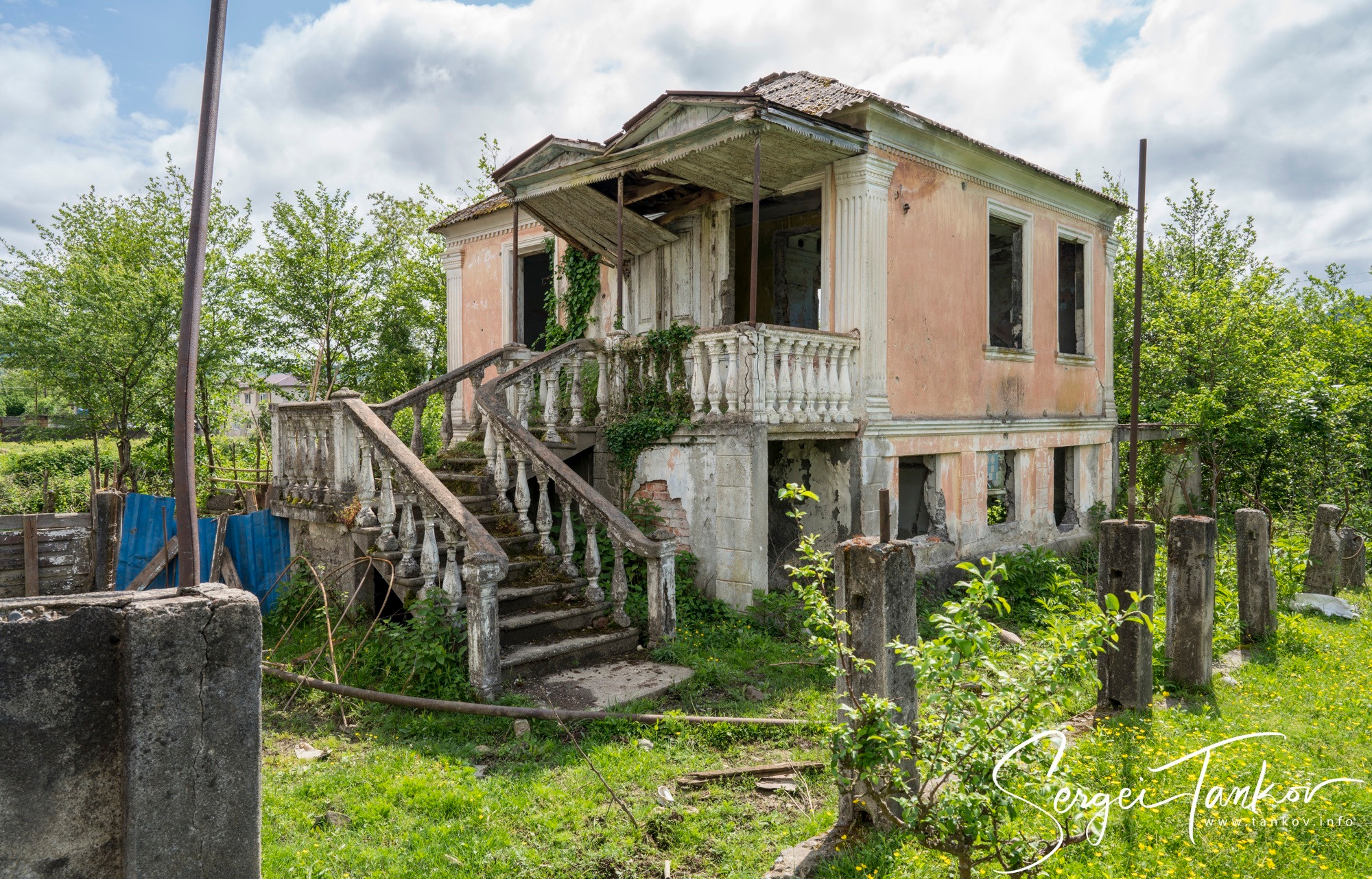 Абхазия (май 2019). Фотограф Сергей Танков