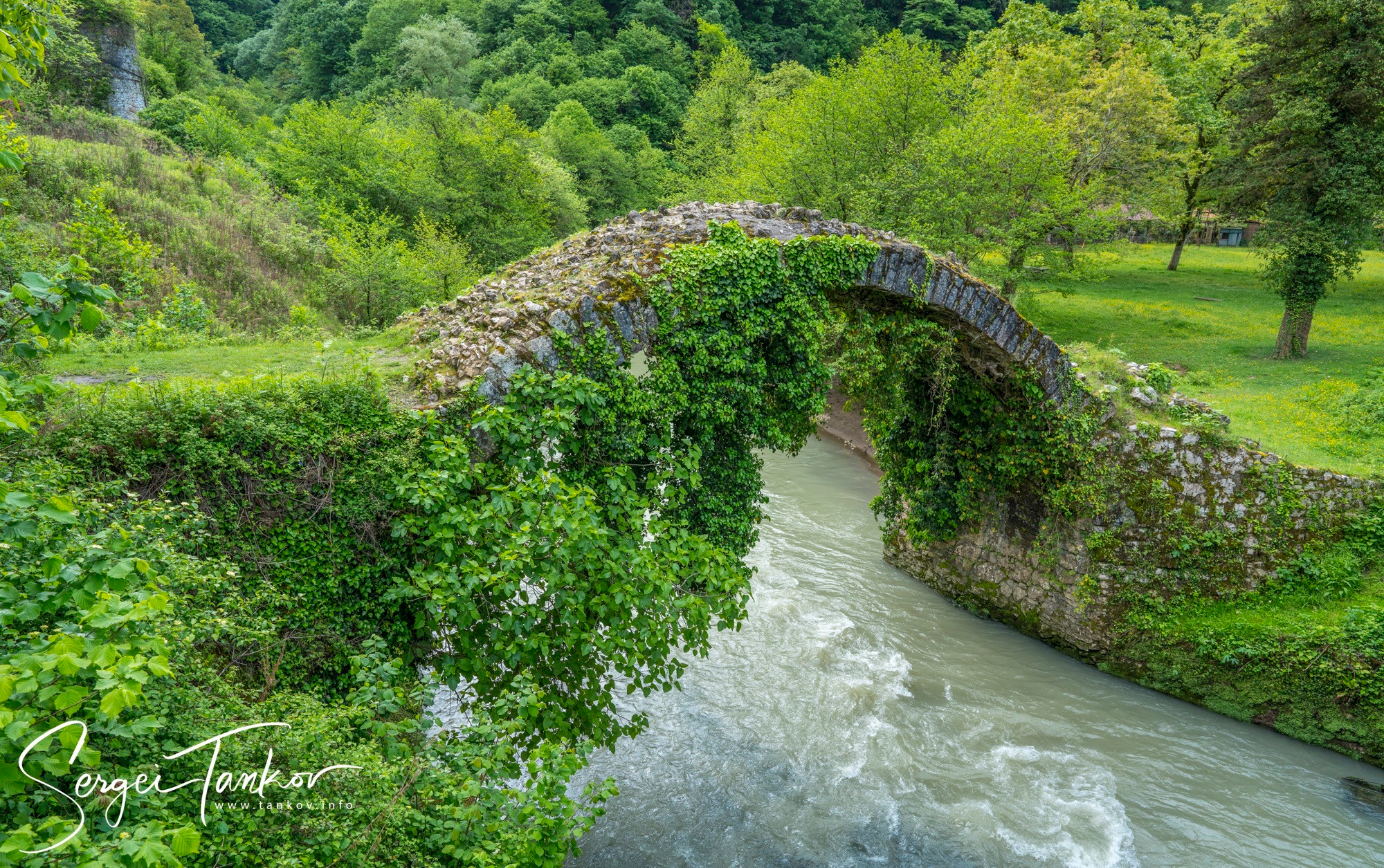Абхазия (май 2019). Фотограф Сергей Танков