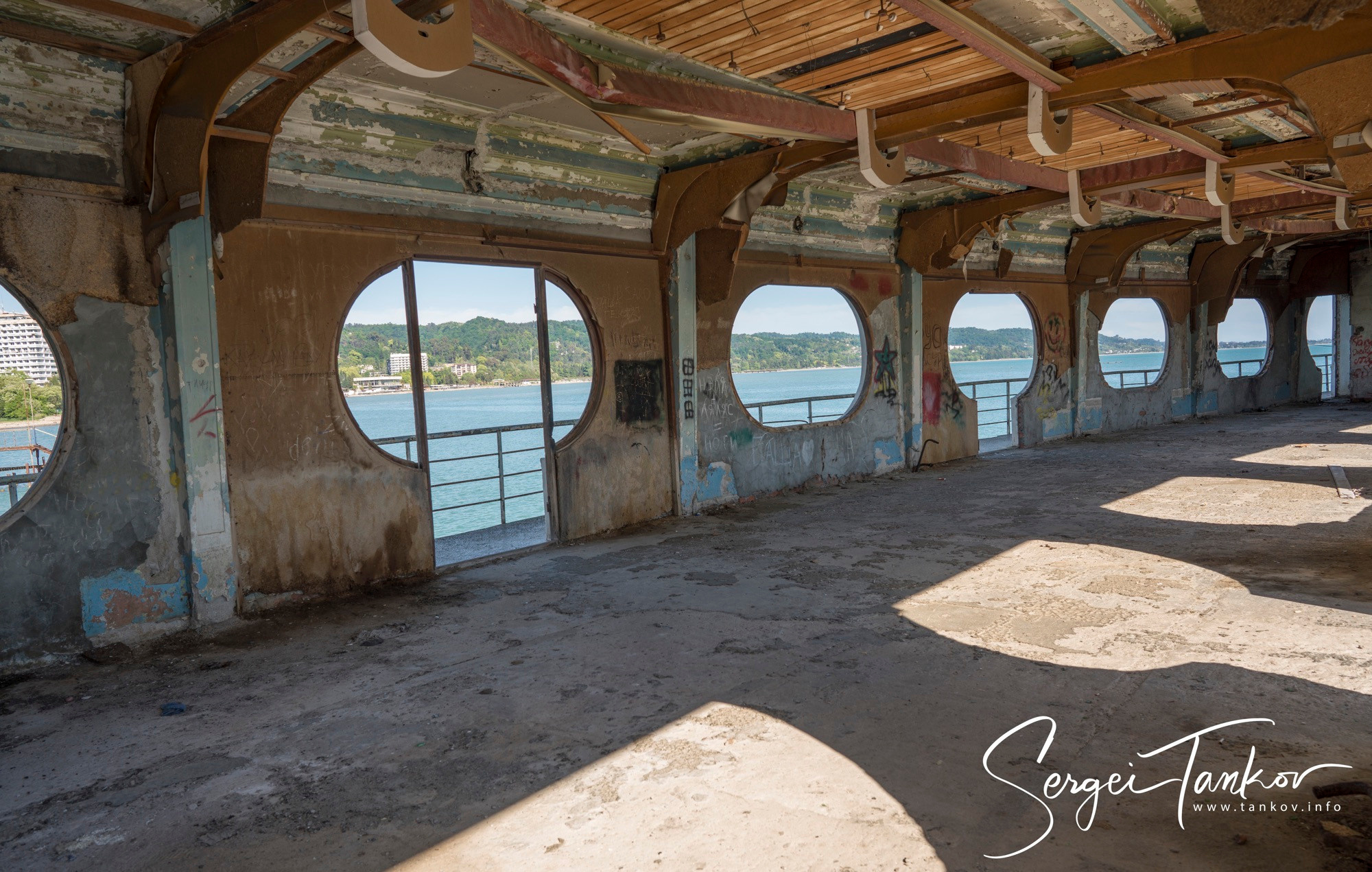 Абхазия (май 2019). Фотограф Сергей Танков