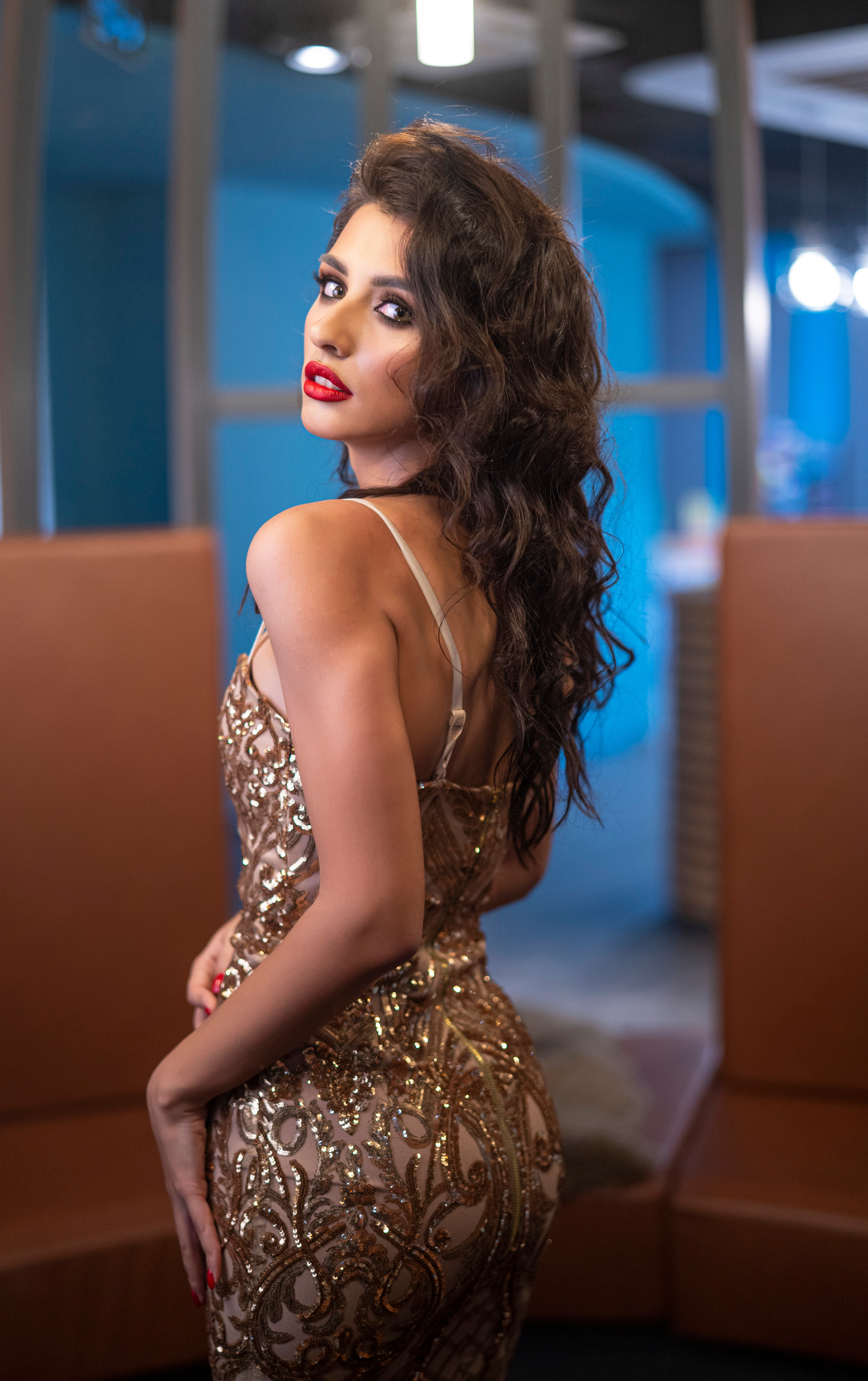 Анжелика в золотом. Фотограф Сергей Танков