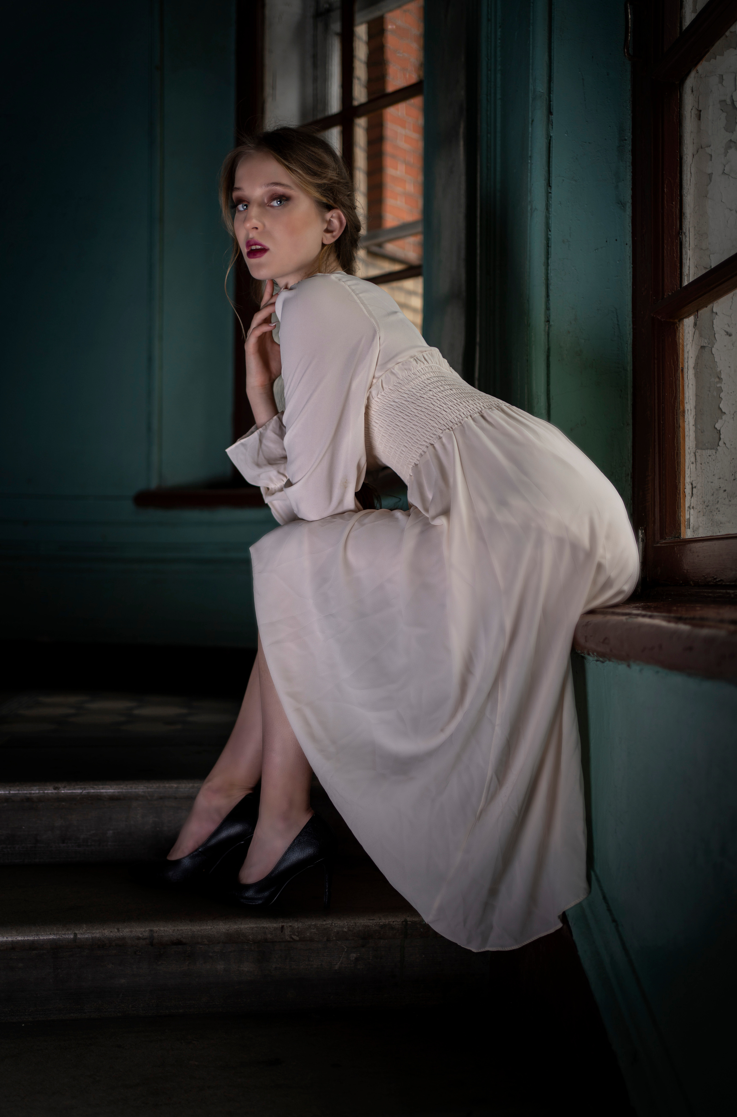 Маша и парадные. Фотограф Сергей Танков