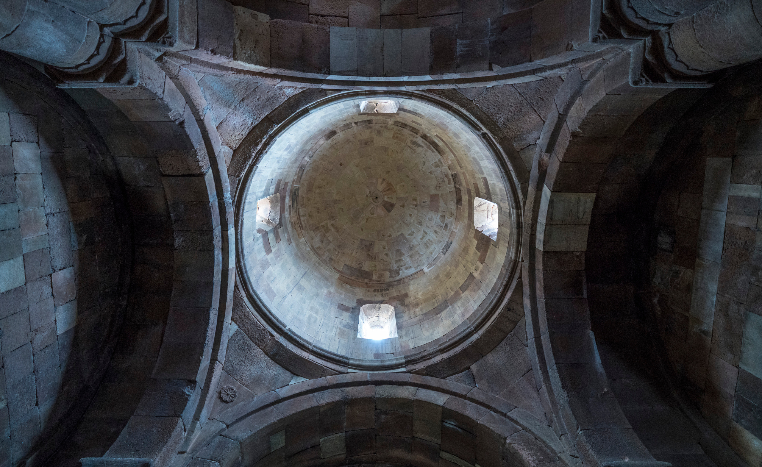 Армения (январь 2019). Фотограф Сергей Танков