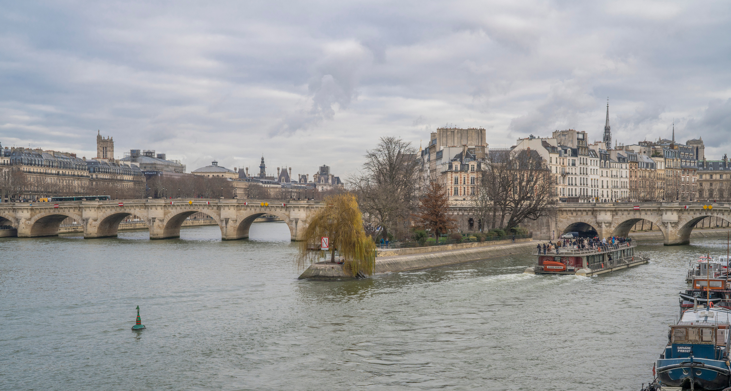 Париж (январь 2019). Фотограф Сергей Танков