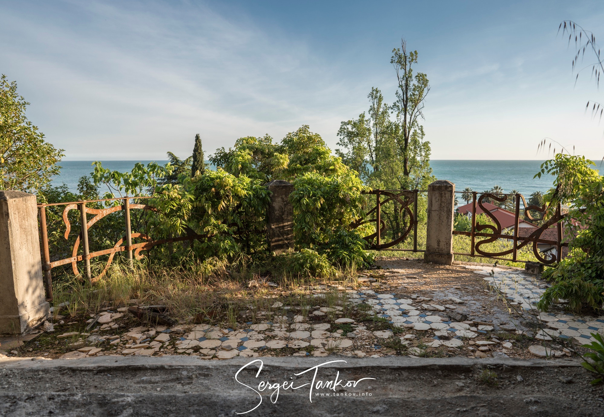 Абхазия (май 2019). Фотограф Сергей Танков