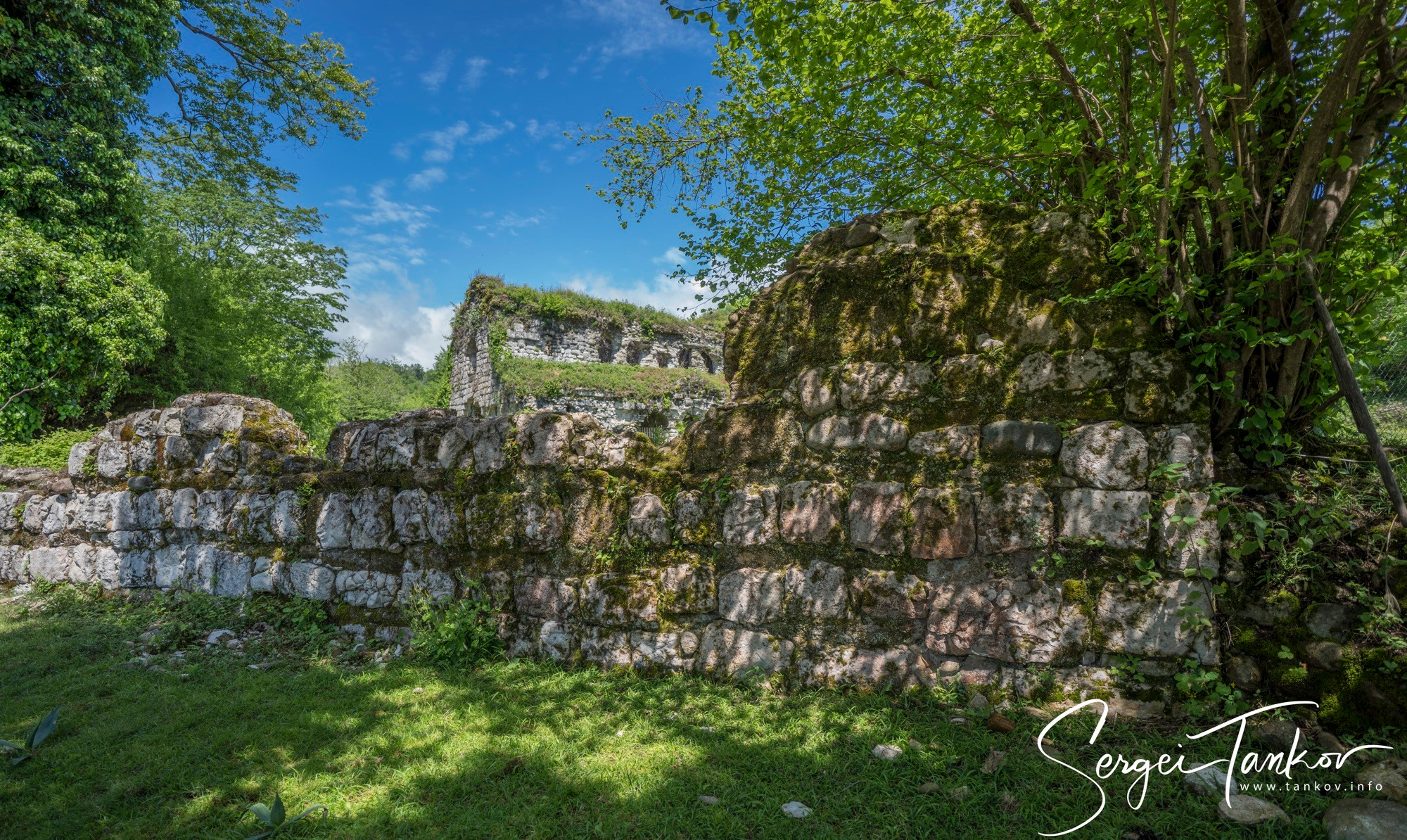 Абхазия (май 2019). Фотограф Сергей Танков