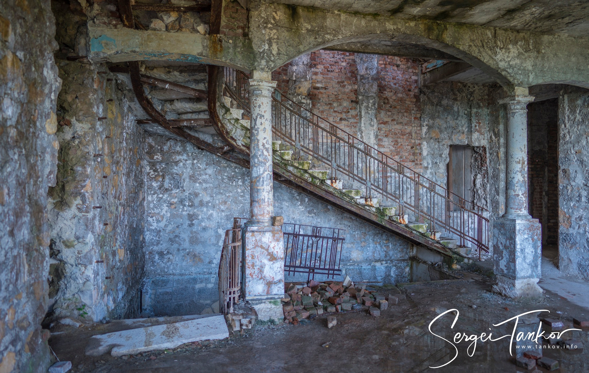 Абхазия (май 2019). Фотограф Сергей Танков