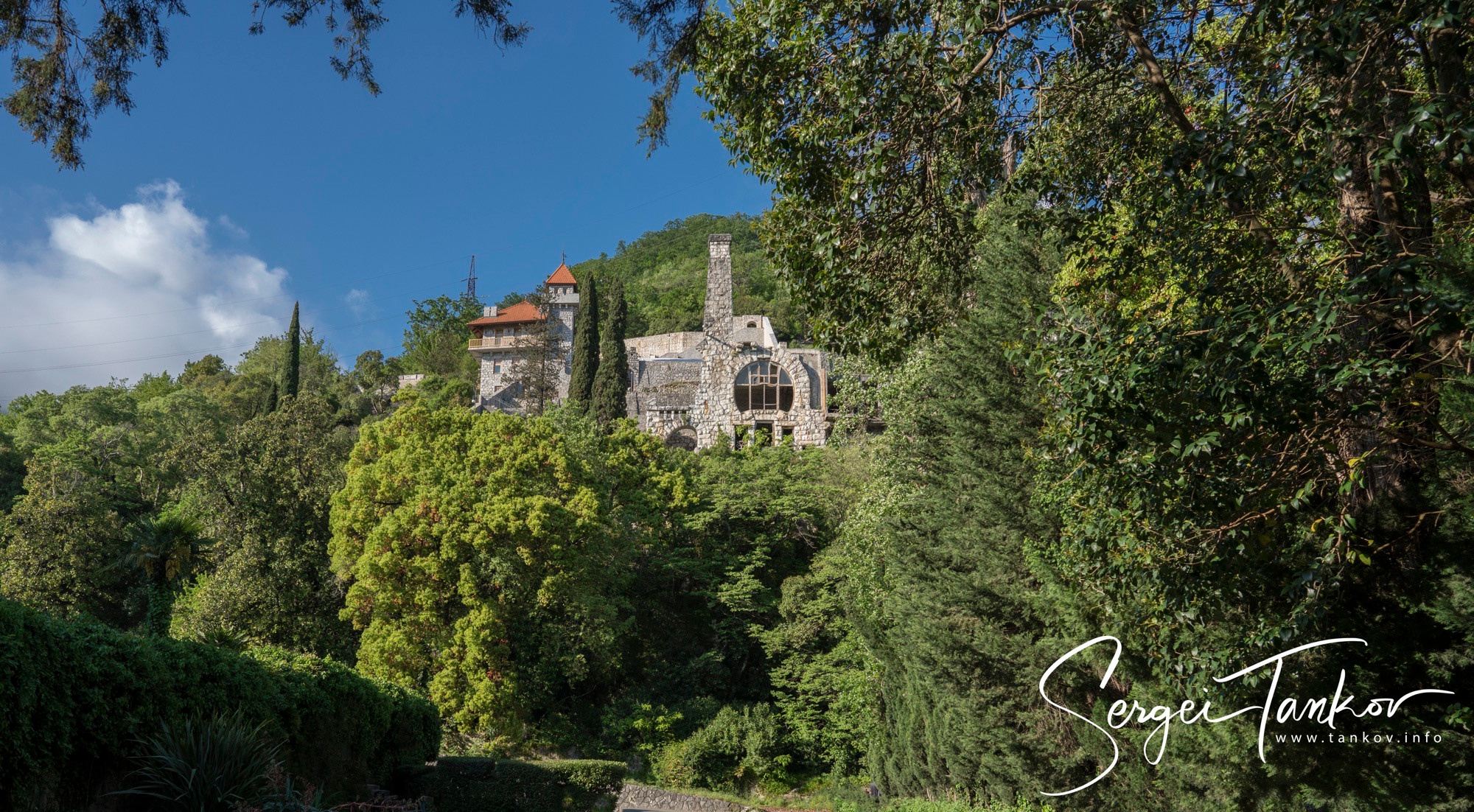 Абхазия (май 2019). Фотограф Сергей Танков