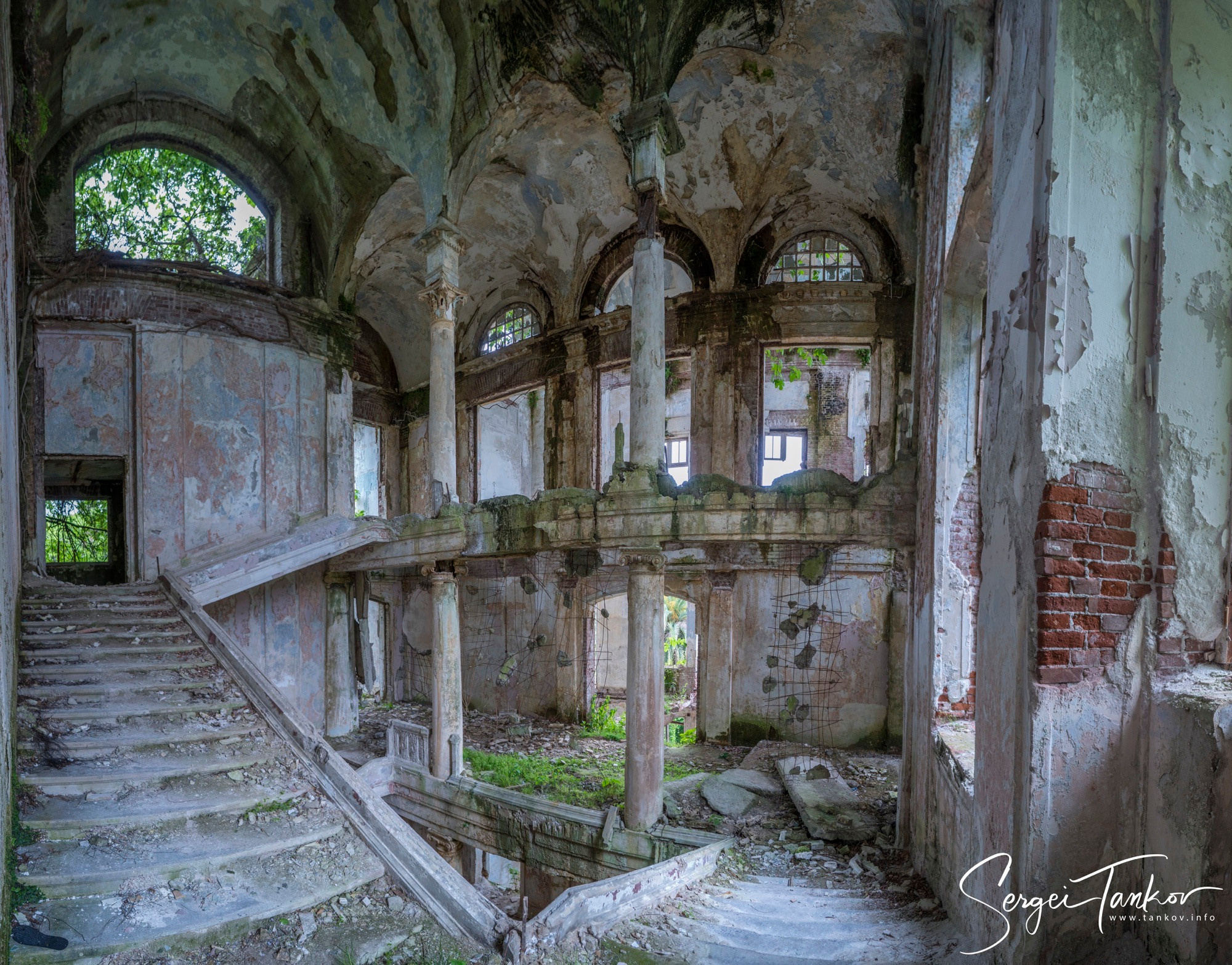 Абхазия (май 2019). Фотограф Сергей Танков