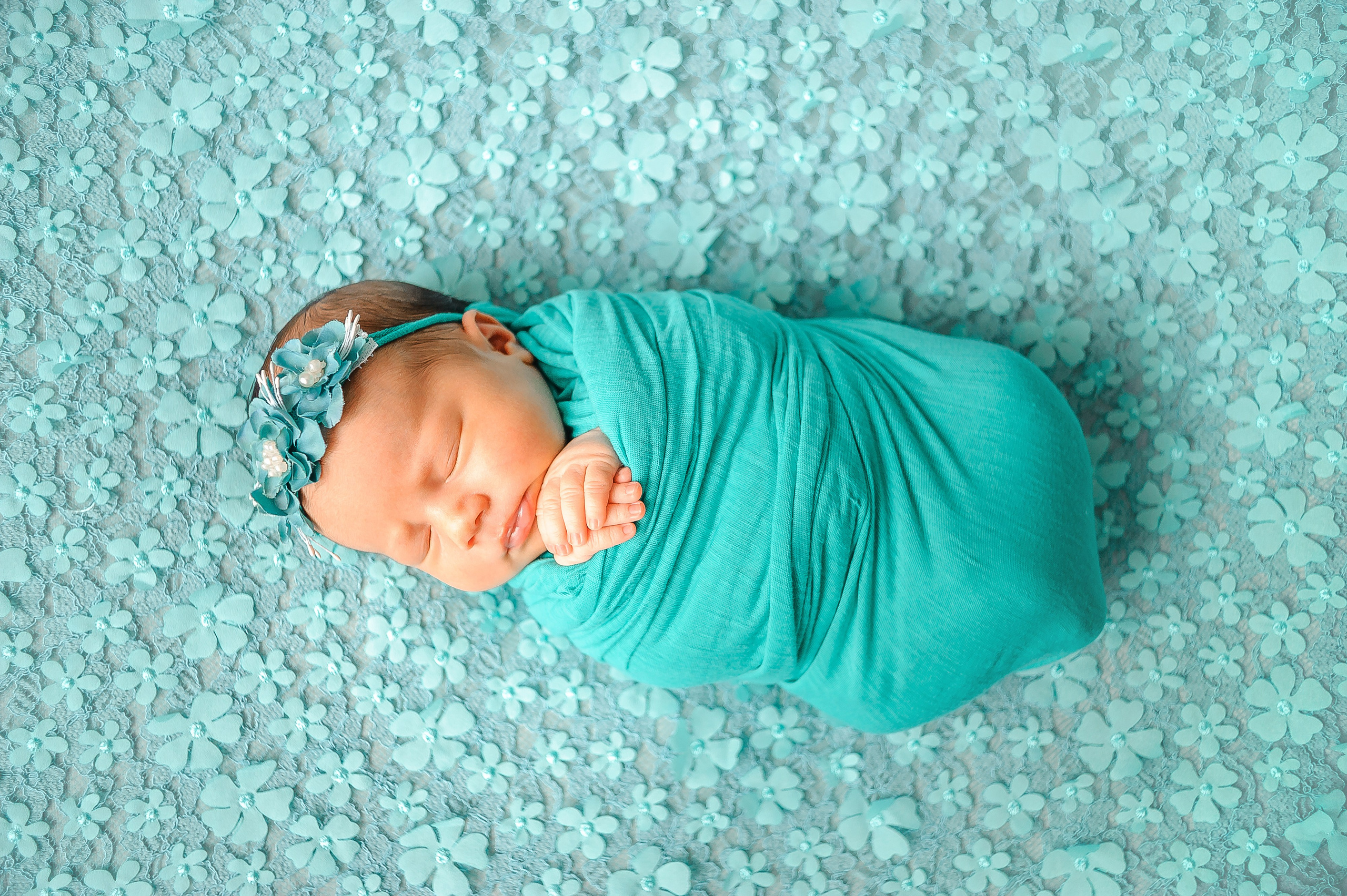 Ксюша, 9 дней. Фотограф новорождённых в Йошкар-Оле Ильмира Сидоркина