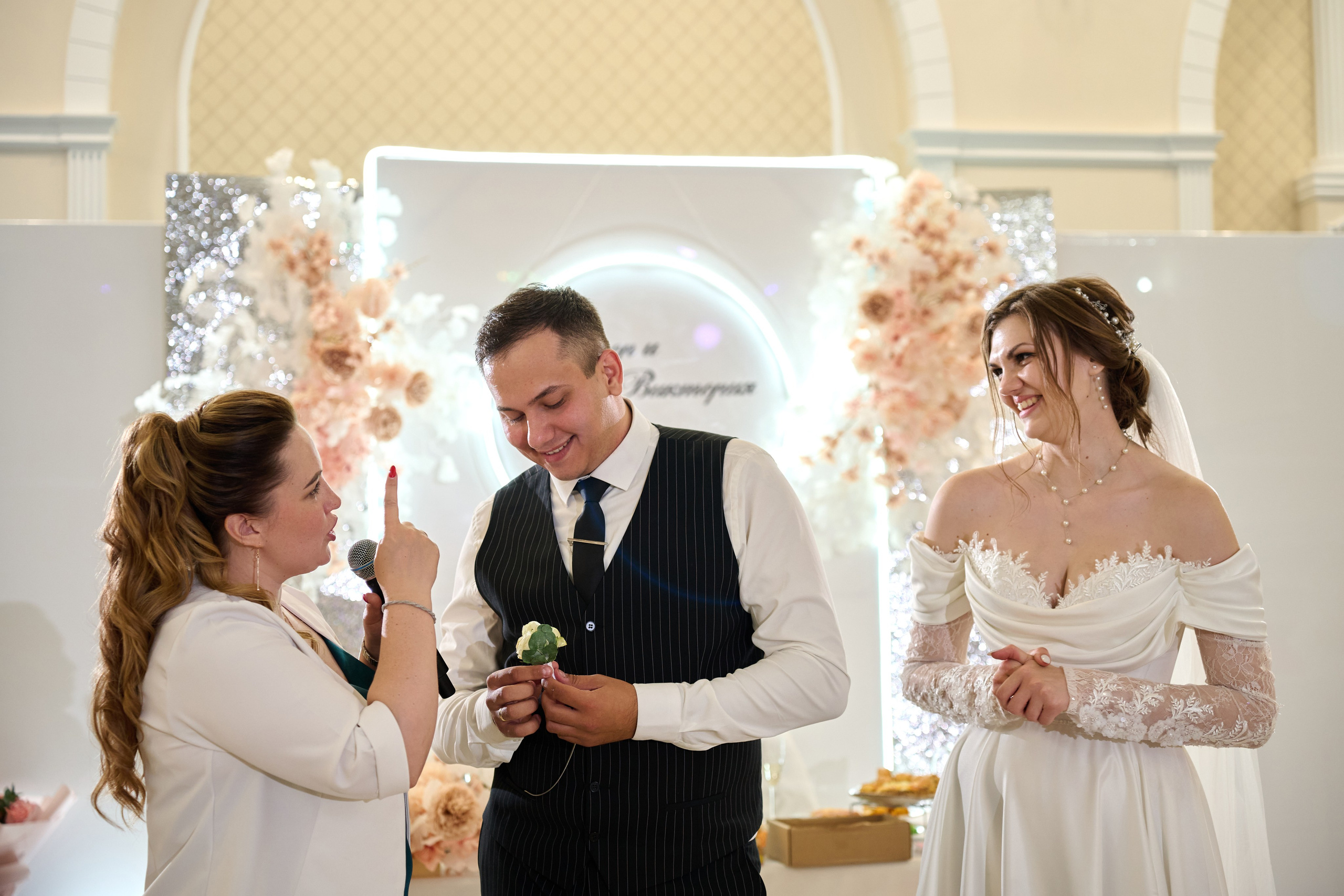 Гибридная съемка свадьбы Виктора и Виктории. Профессиональный фотограф Старый Оскол, Губкин — свадьба, венчание, крещение, юбилей и день рождения