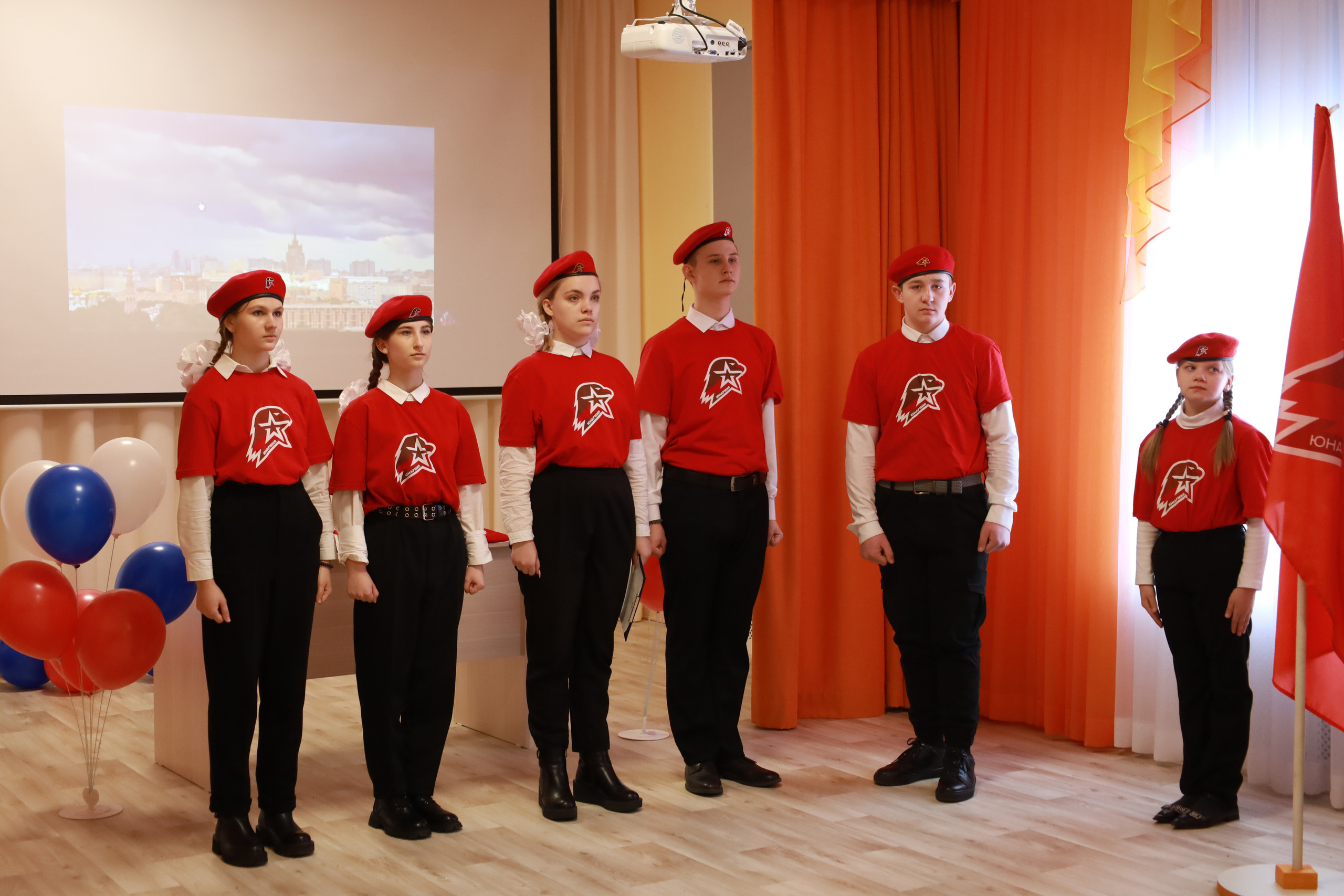 Прием малышей в ЮНАРМИЮ. Небольшой кусочек большого репортажа. Семейный и детский фотограф в Новосибирске, Москве Анна Кутарева