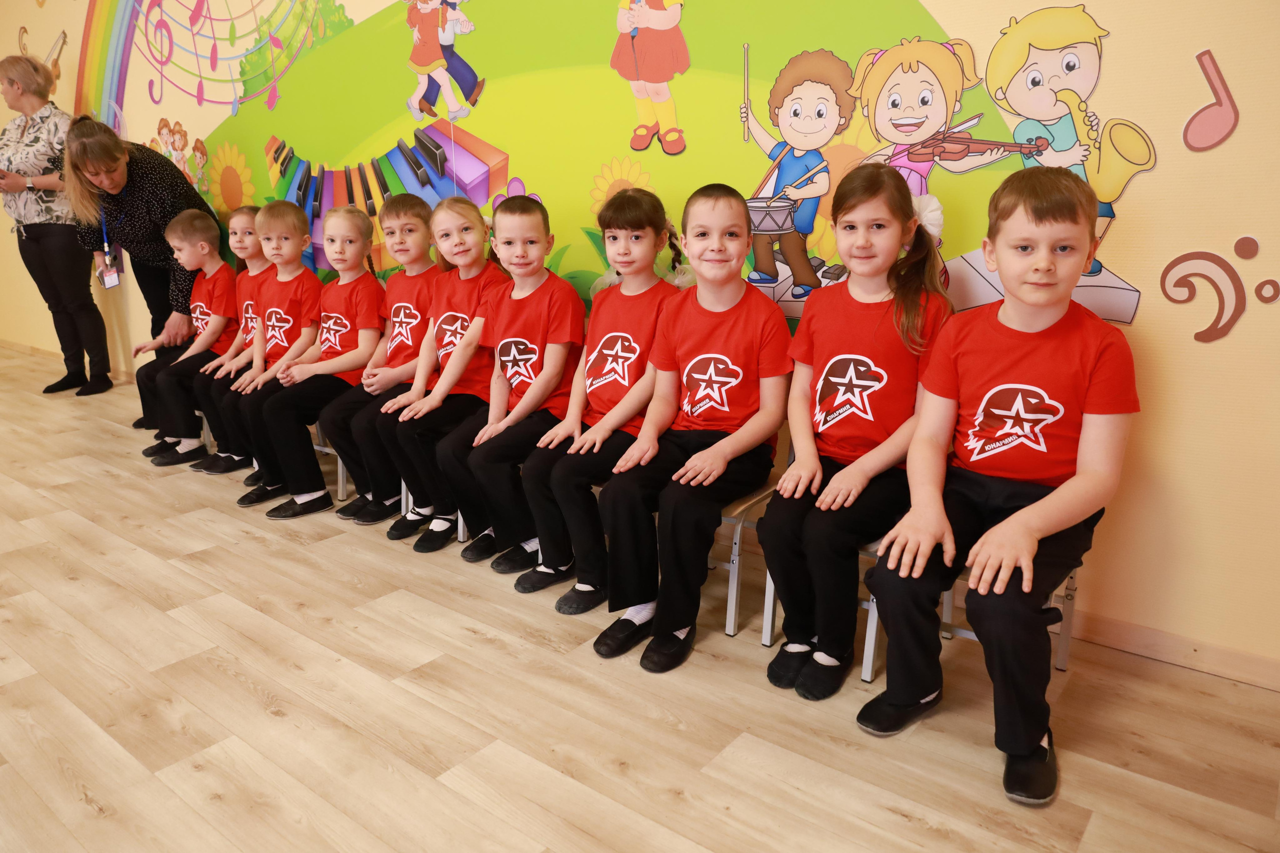 Прием малышей в ЮНАРМИЮ. Небольшой кусочек большого репортажа. Семейный и детский фотограф в Новосибирске, Москве Анна Кутарева