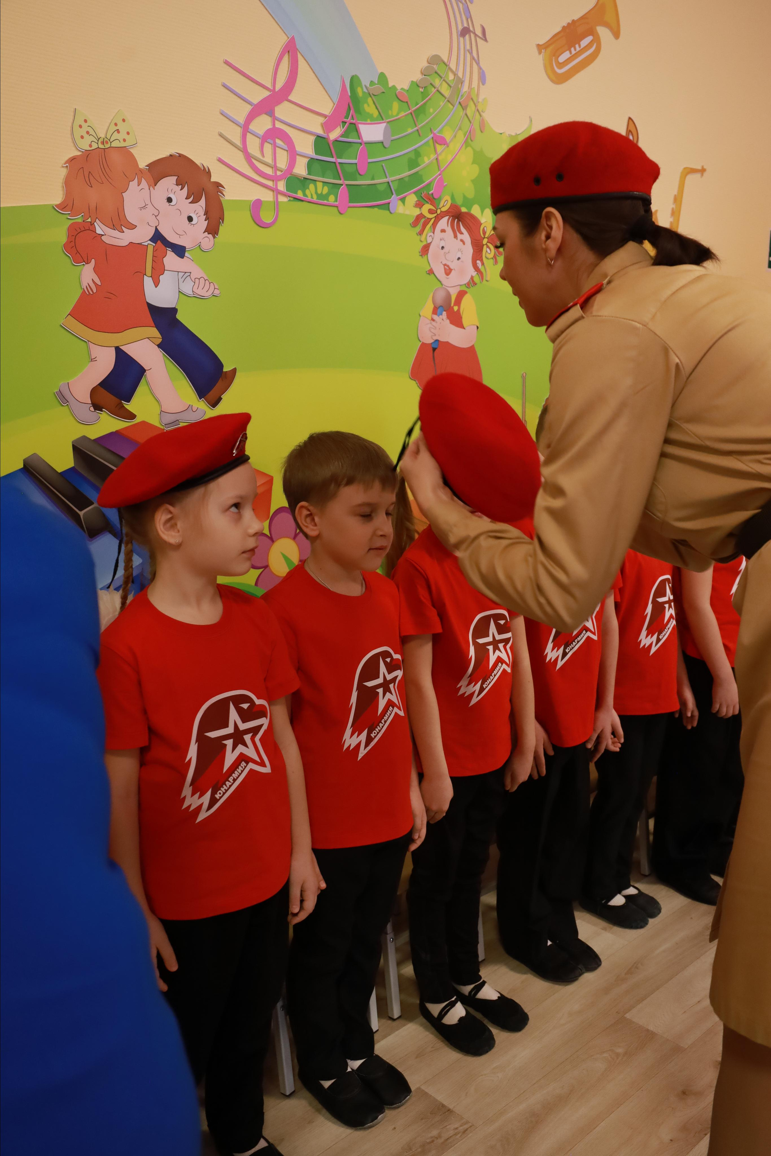 Прием малышей в ЮНАРМИЮ. Небольшой кусочек большого репортажа. Семейный и детский фотограф в Новосибирске, Москве Анна Кутарева