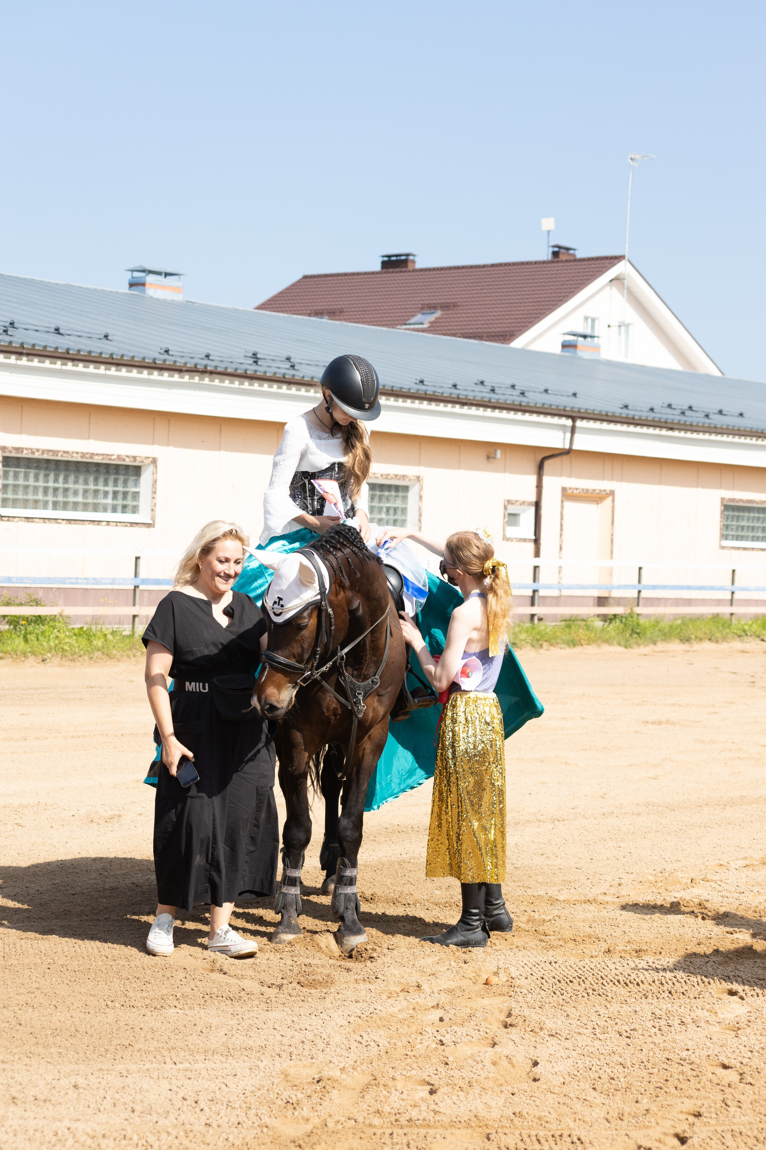 Конюшня. Фотограф в Москве и Истре