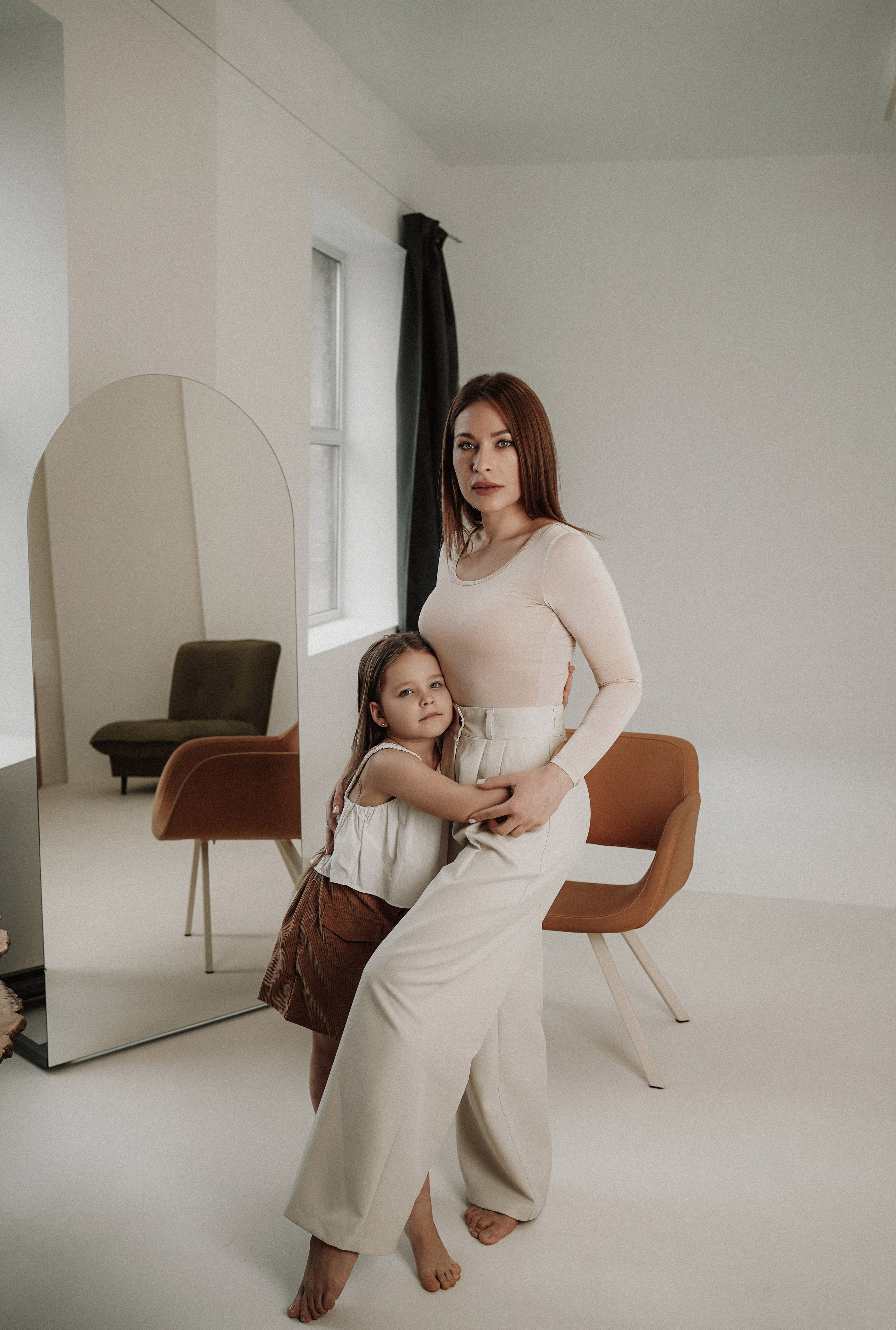 Семейная фотосессия в фотостудии. Фотограф Ростов-на-Дону. Свадебный фотограф в Ростове-на-Дону. Таинство Крещения и Венчания, семейные фотосессии. Алёна Чёботова