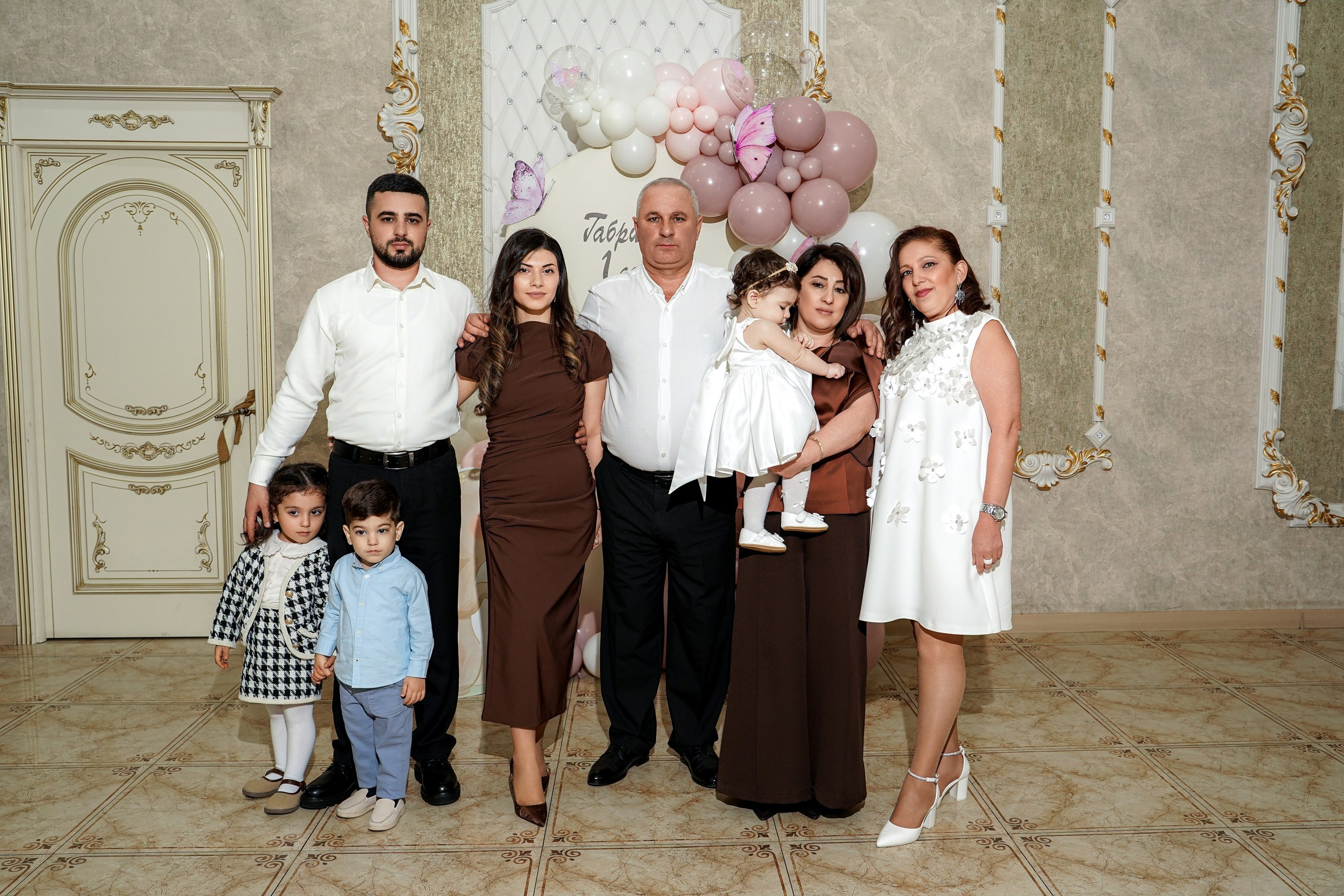 День рождения «1 год». Фотосессия в Ростове-на-Дону. Свадебный фотограф в Ростове-на-Дону. Таинство Крещения и Венчания, семейные фотосессии. Алёна Чёботова