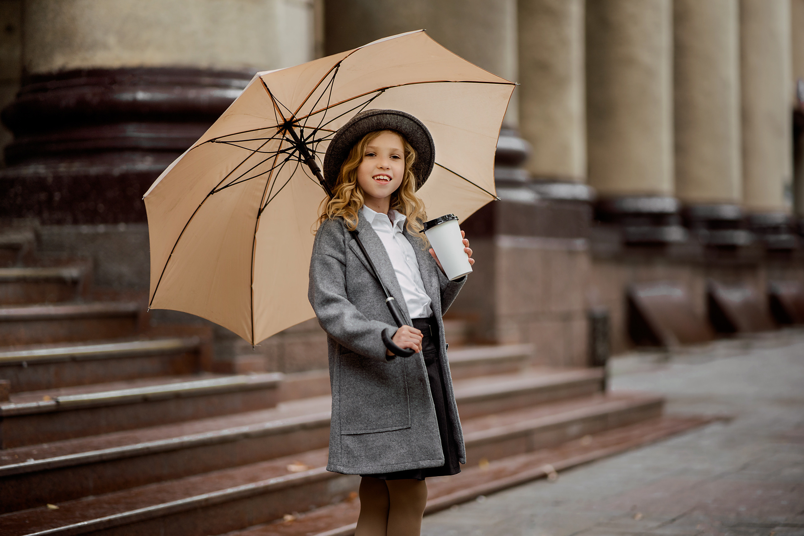 Горячий кофе в дождливый день. Фотограф в Египте, Хургаде, Луксоре, Сафаге. Фотограф по всему миру