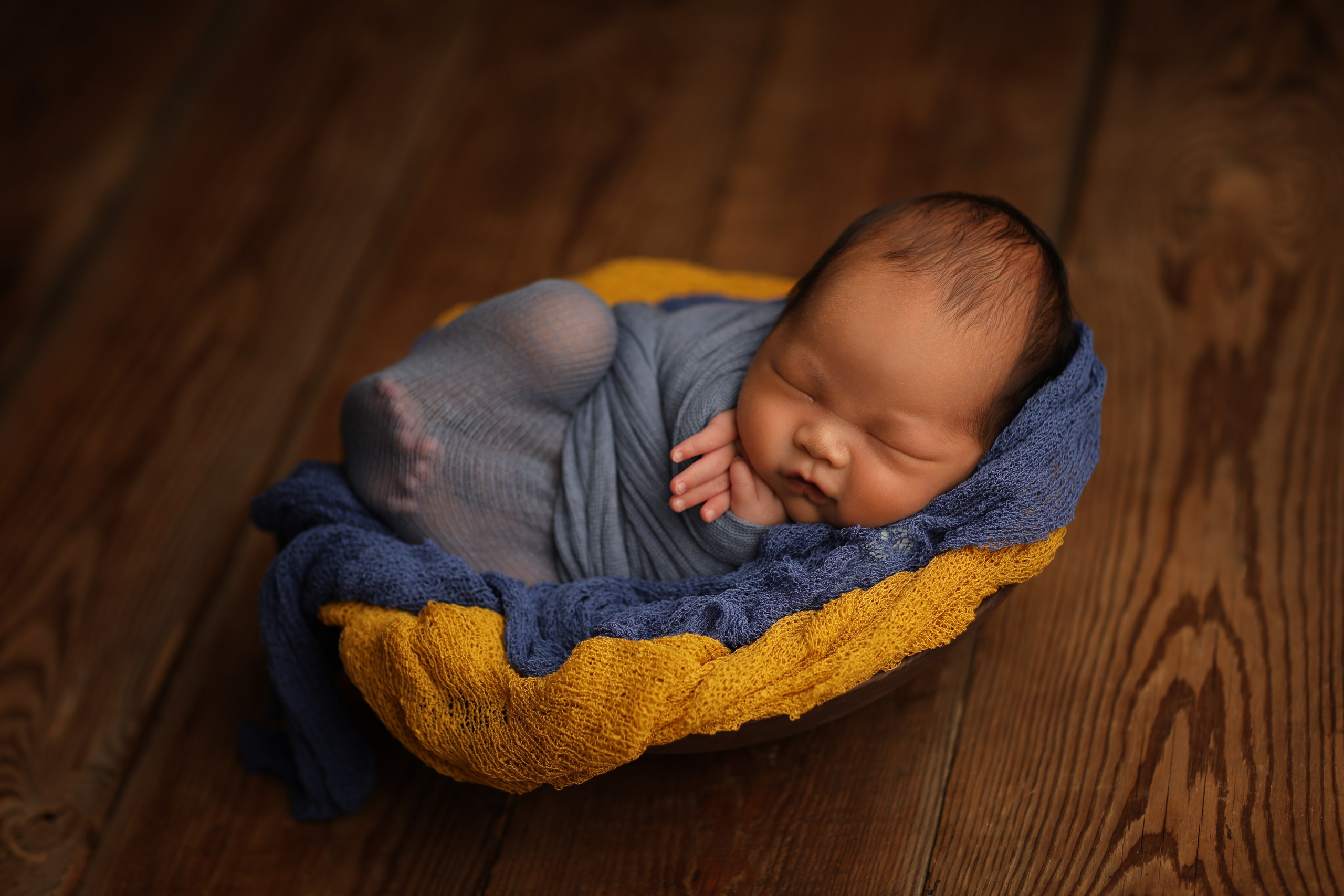 PH @anna_molodykh_newborn.almaty. Retoucher Aleksmokh