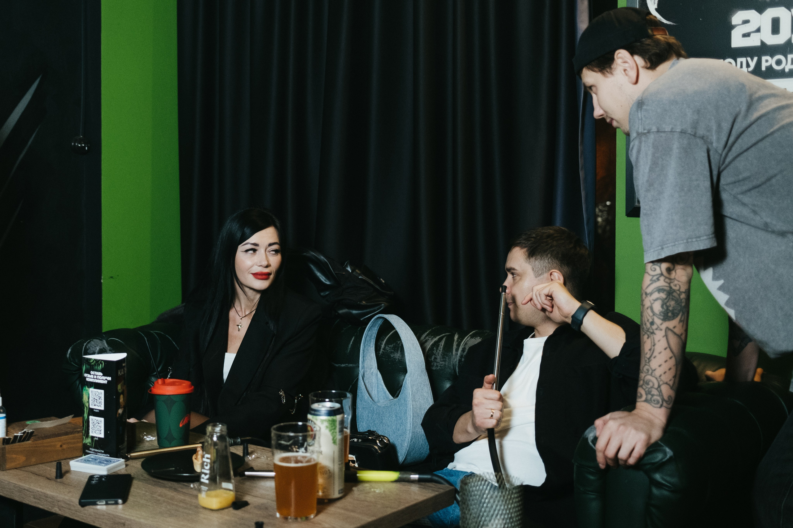 День рождения кальяной NUASMOKE 11 лет. Свадебный и репортажной фотограф Денис Ожигин в Краснодаре и Краснодарском крае