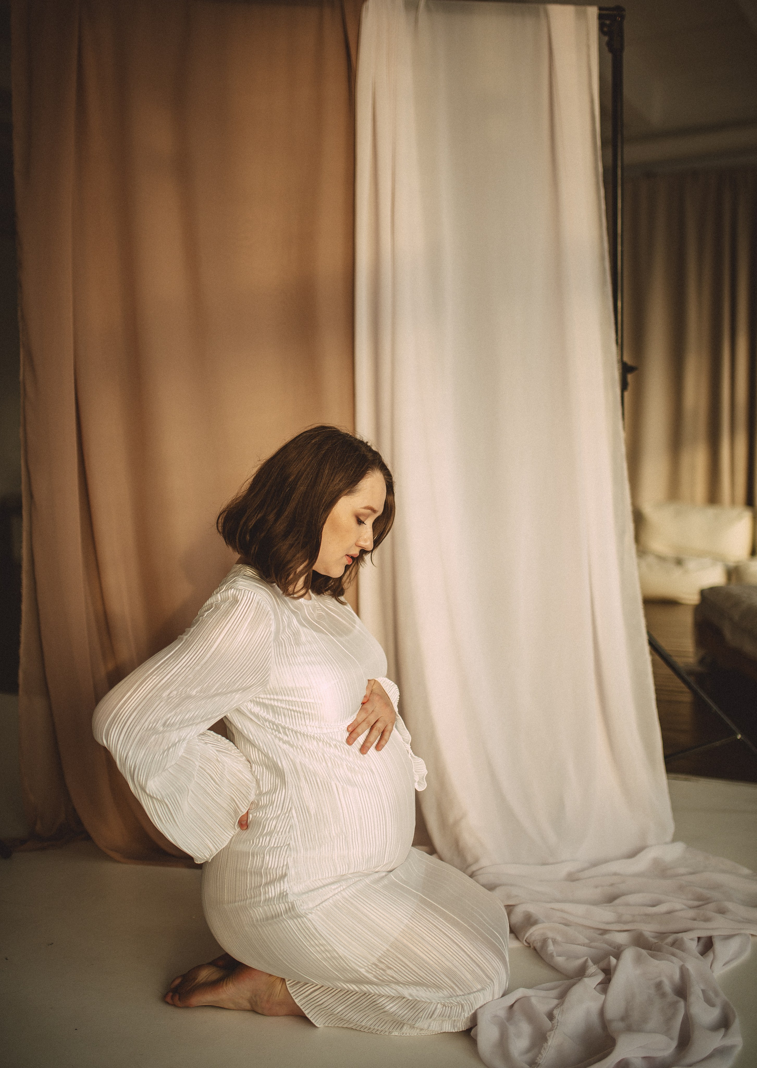 Фотосессия беременности в фотостудии. Семейная фотосессия Бутово Москва фотограф Алина Морщагина