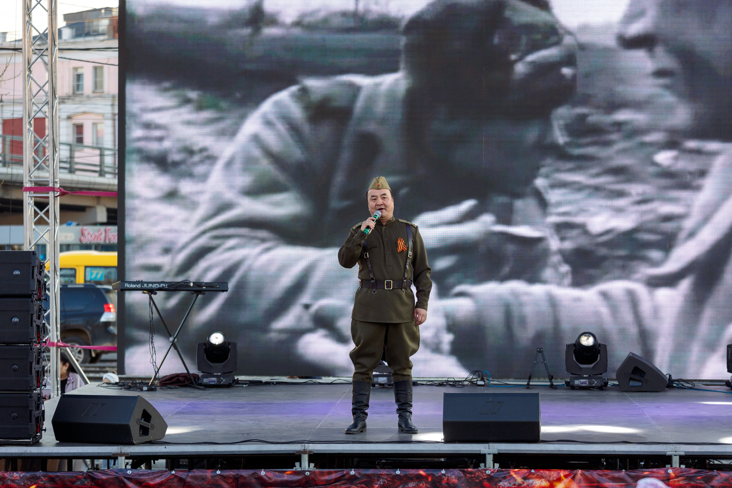 Концерт приуроченный к празднованию 80 лет победл. Свадебный и семейный фотограф в Улан-Удэ