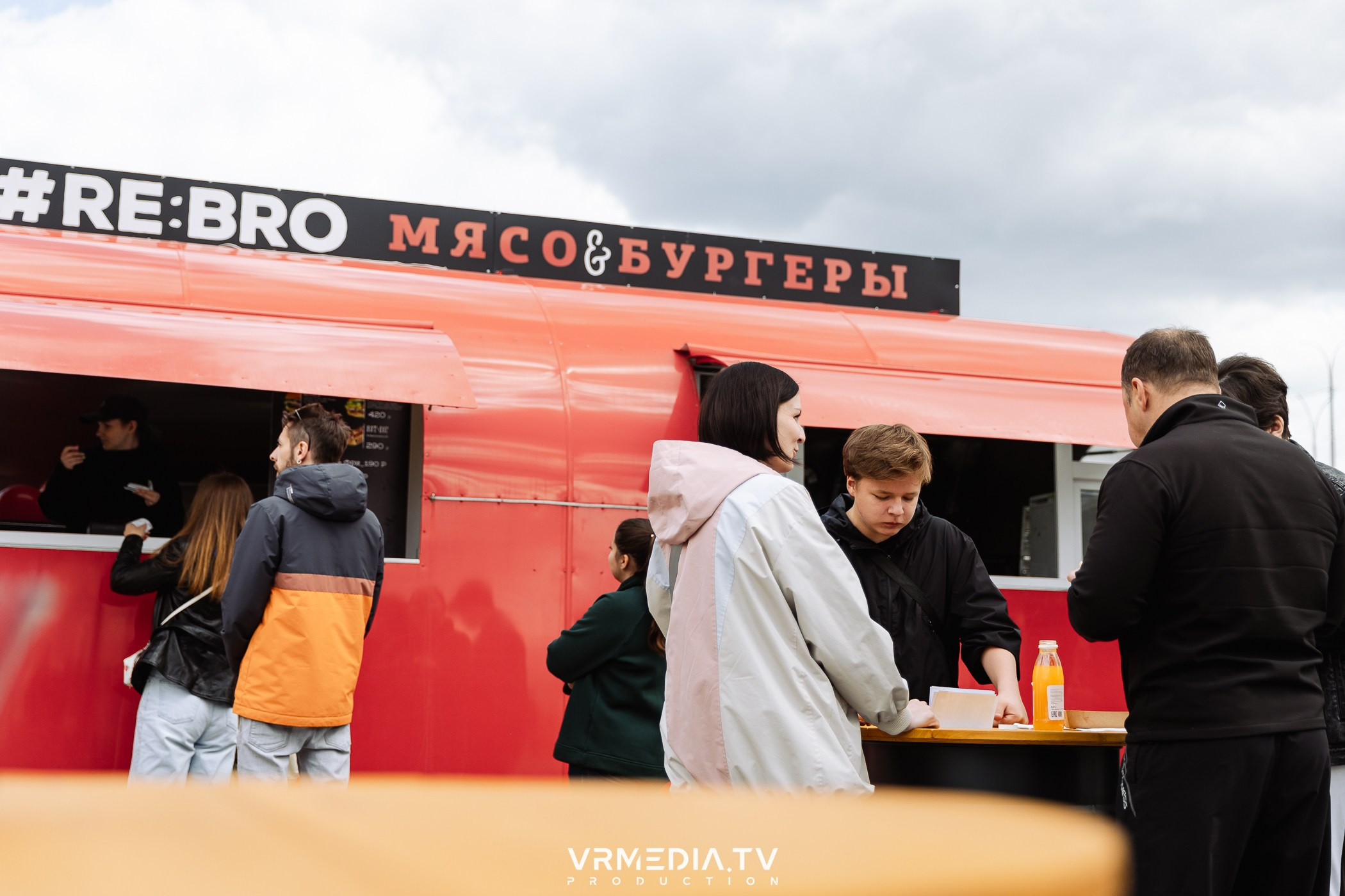 Традиционный летний базар и гараж-сейл